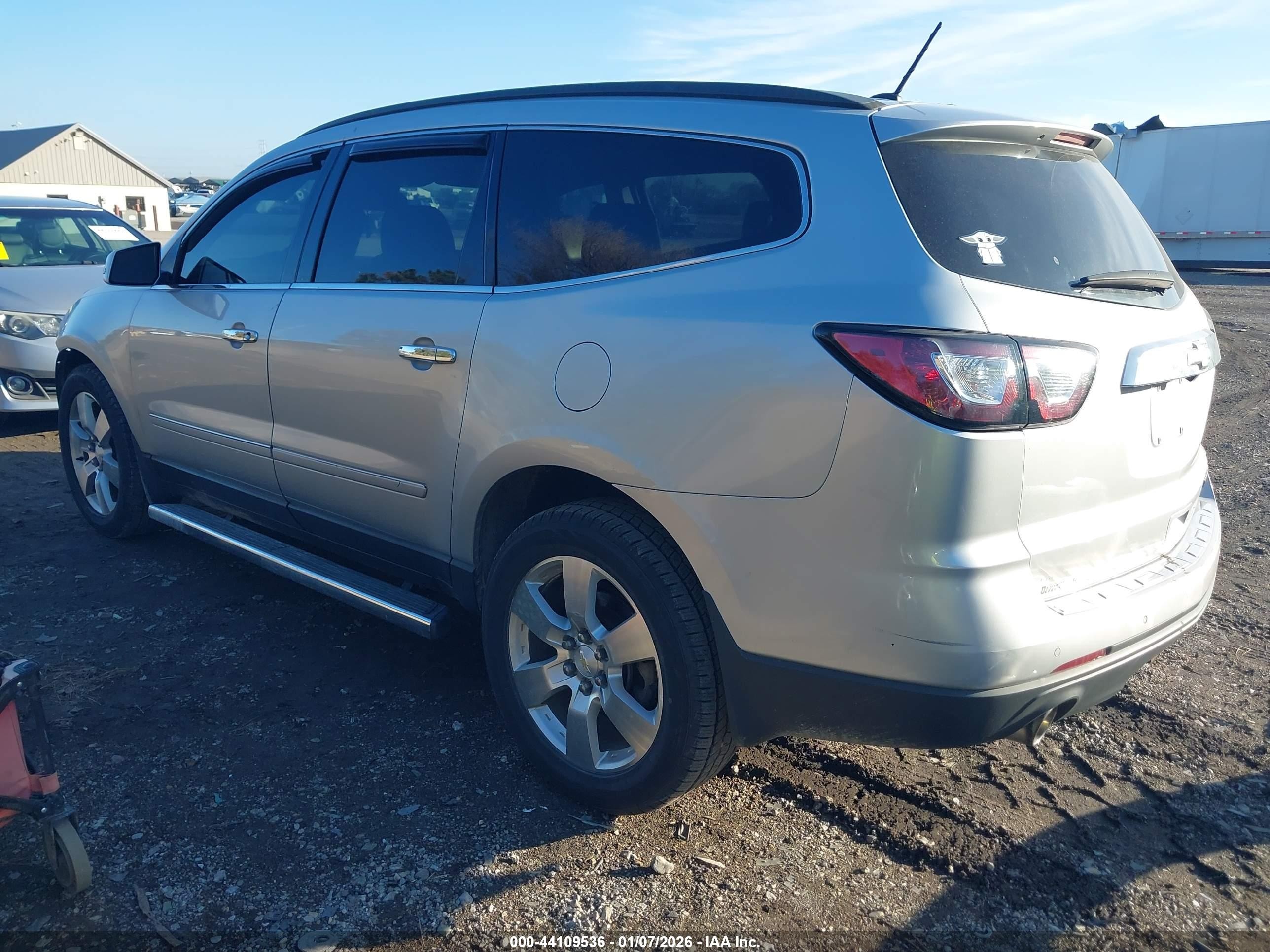 2014 Chevrolet Traverse Ltz Silver vin: 1GNKRJKDXEJ359840