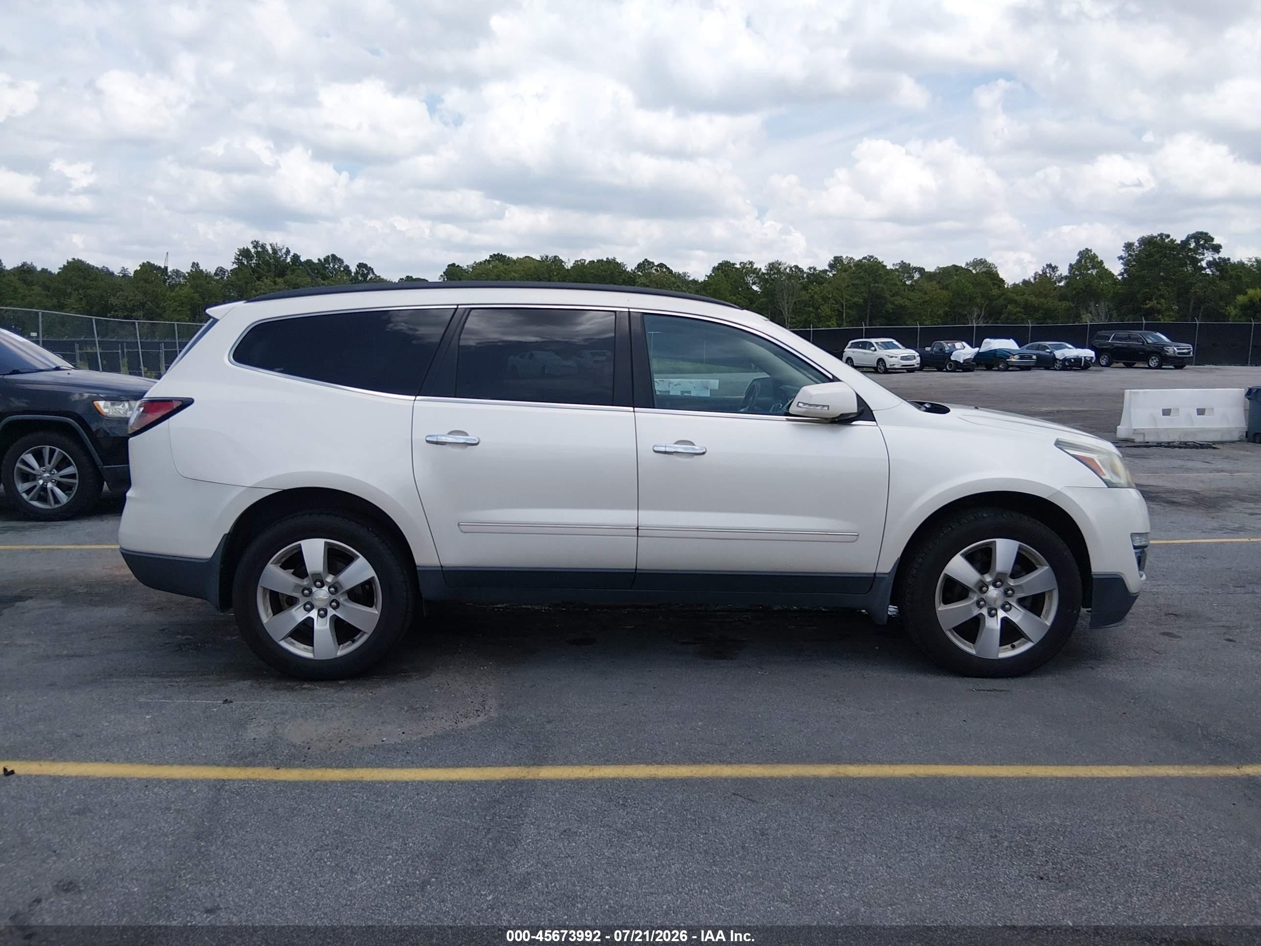 2015 Chevrolet Traverse Ltz Белый vin: 1GNKRJKDXFJ233155