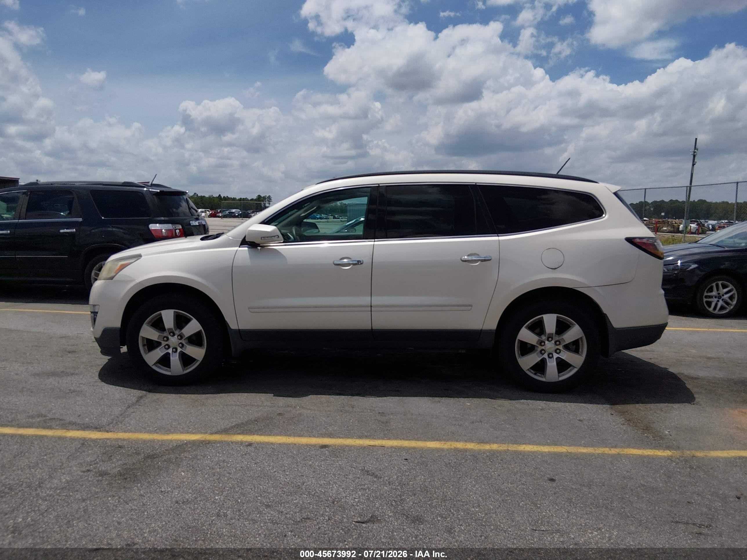 2015 Chevrolet Traverse Ltz Белый vin: 1GNKRJKDXFJ233155