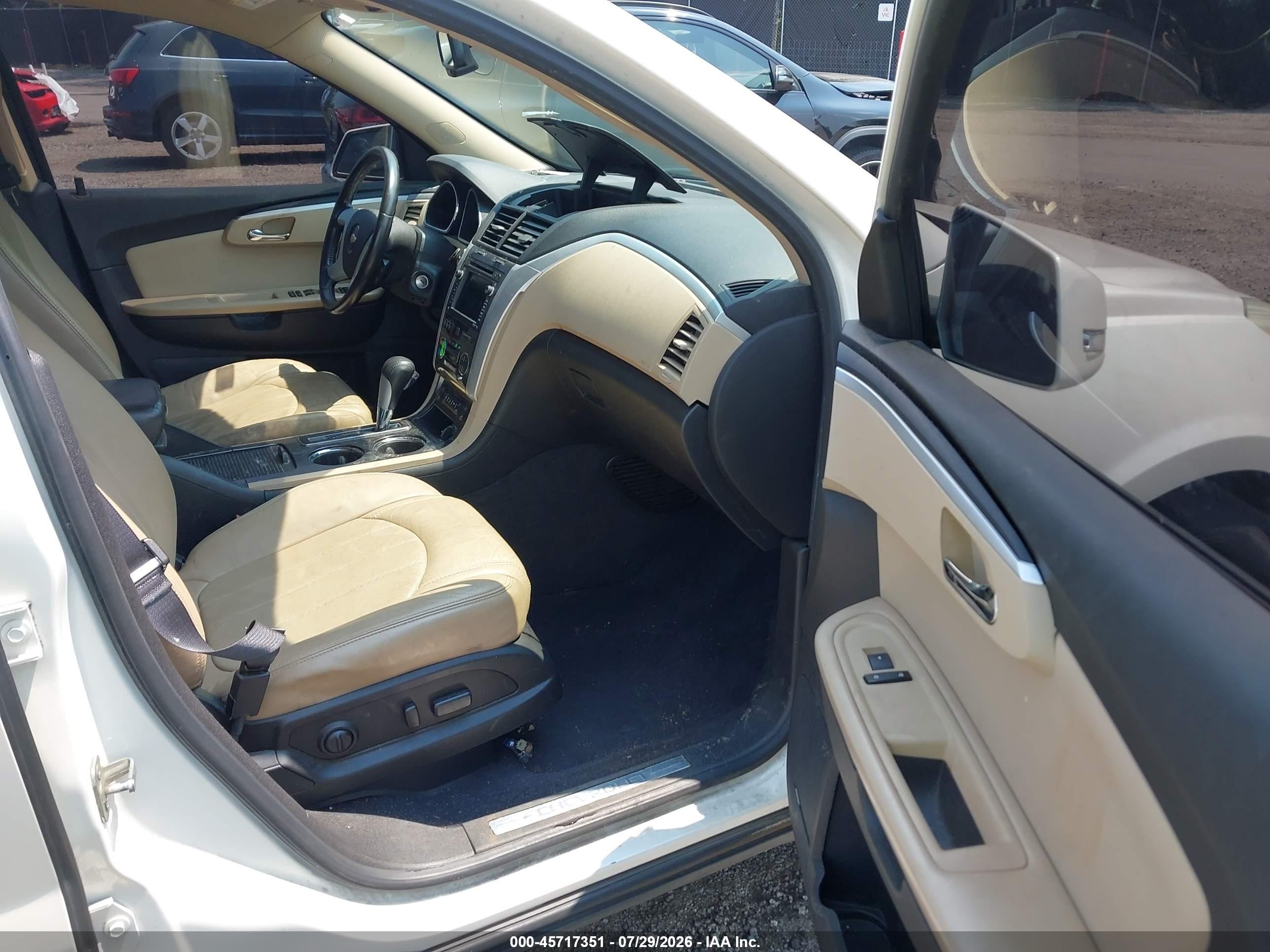 2012 Chevrolet Traverse Ltz Белый vin: 1GNKRLED0CJ168643