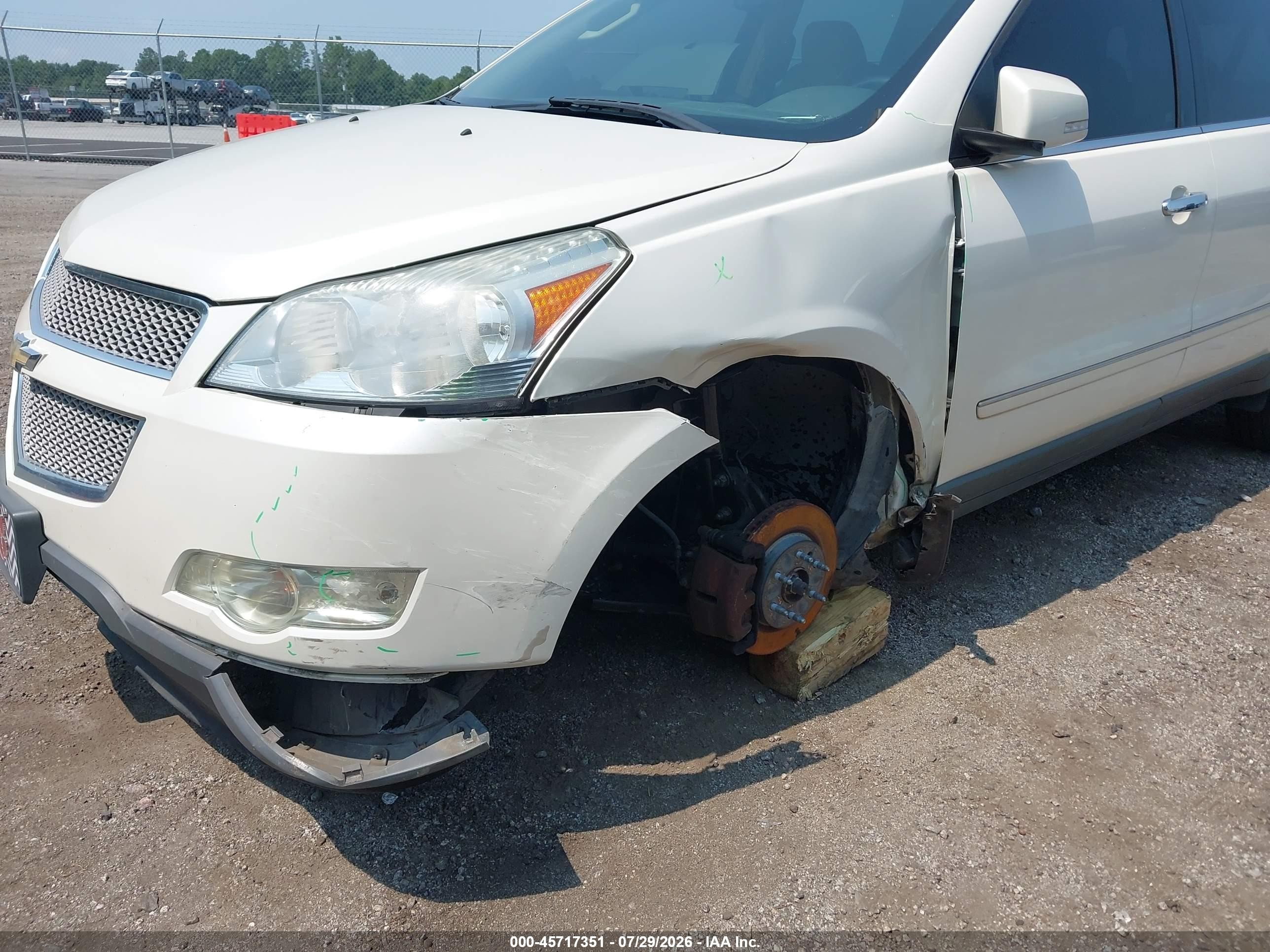 2012 Chevrolet Traverse Ltz Белый vin: 1GNKRLED0CJ168643