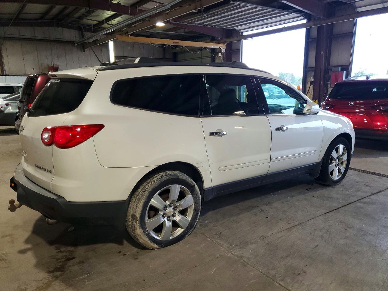 2011 Chevrolet Traverse Ltz White vin: 1GNKRLED6BJ350846