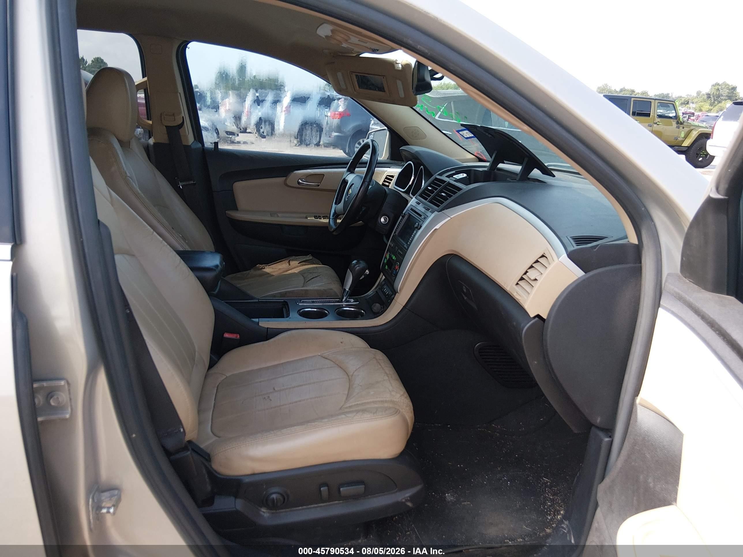 2011 Chevrolet Traverse Ltz Beige vin: 1GNKRLED8BJ166394