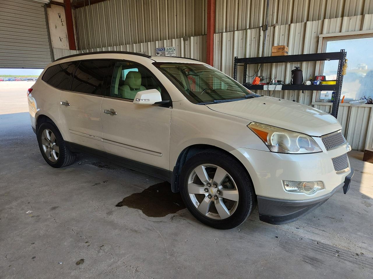 2011 Chevrolet Traverse Ltz White vin: 1GNKRLEDXBJ292529