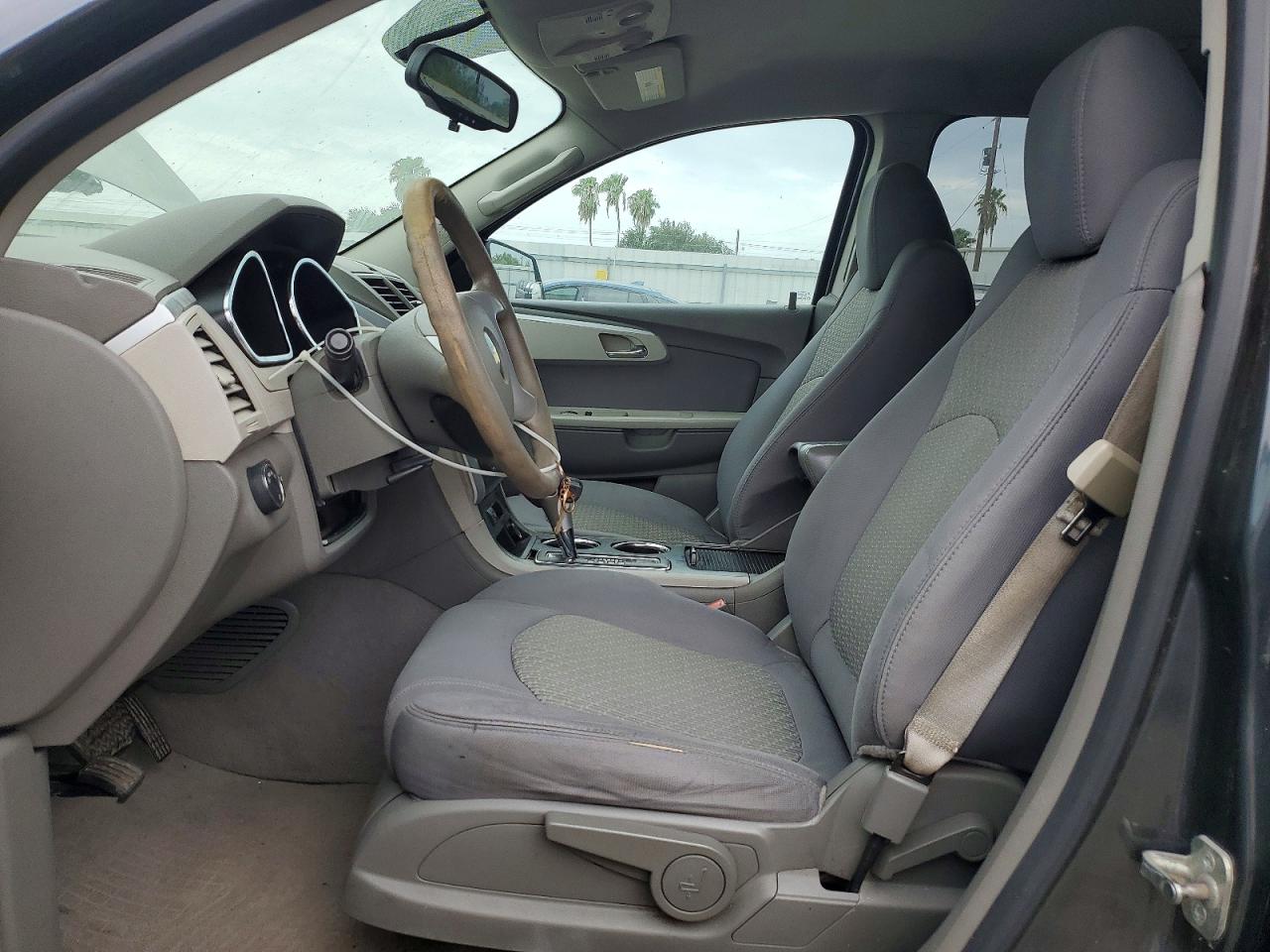 2011 Chevrolet Traverse Ls Gray vin: 1GNKVEED3BJ252039