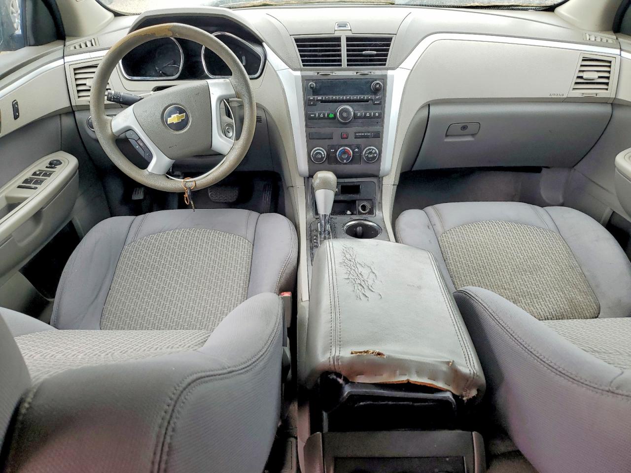 2011 Chevrolet Traverse Ls Gray vin: 1GNKVEED3BJ252039