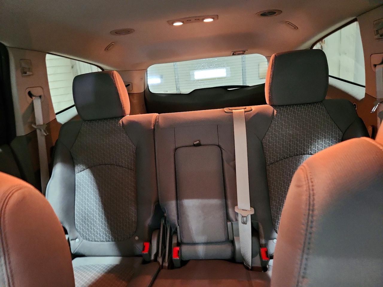 2011 Chevrolet Traverse Ls Gray vin: 1GNKVEEDXBJ333264
