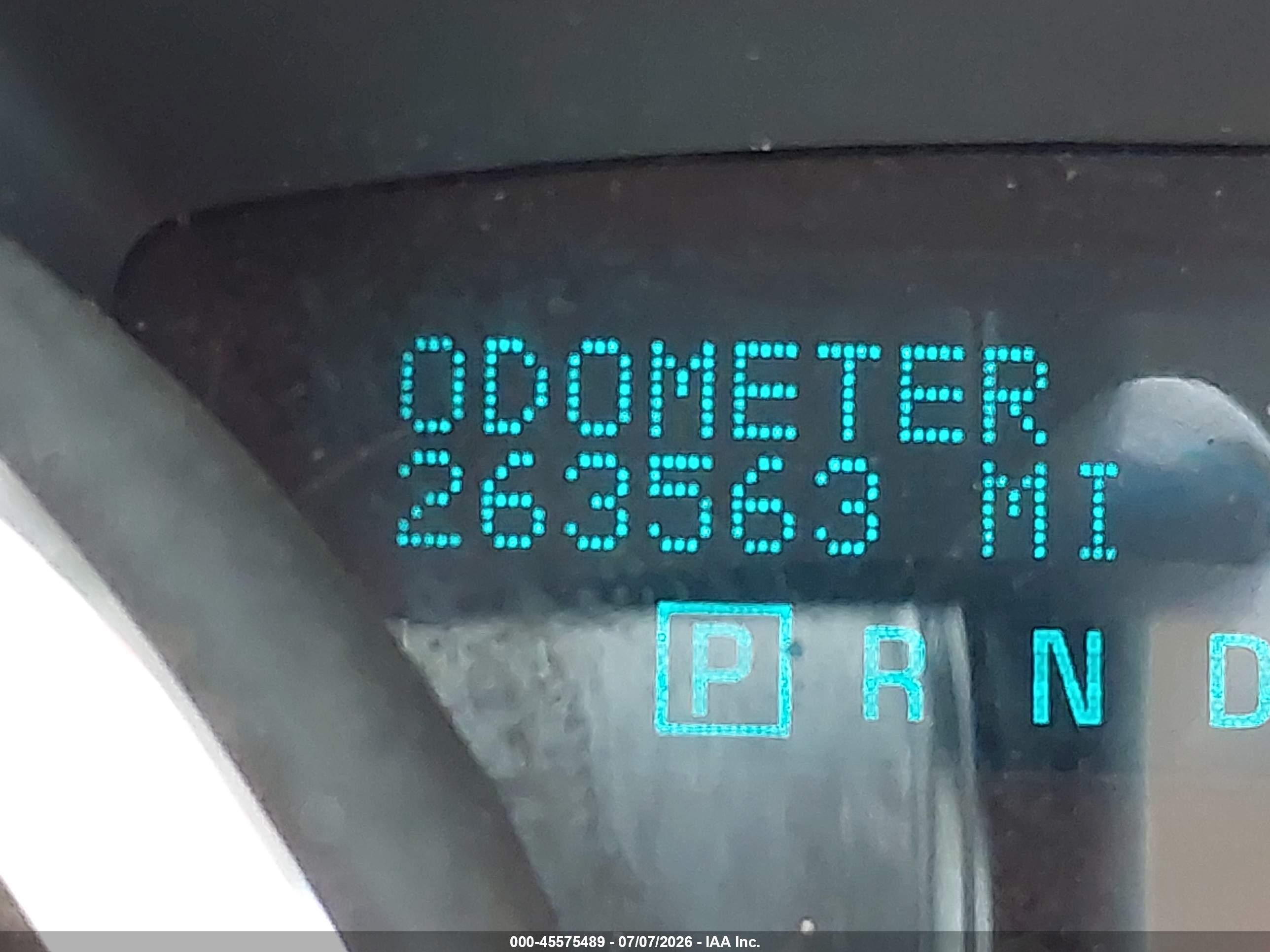 2011 Chevrolet Traverse Ls Silver vin: 1GNKVEEDXBJ352848