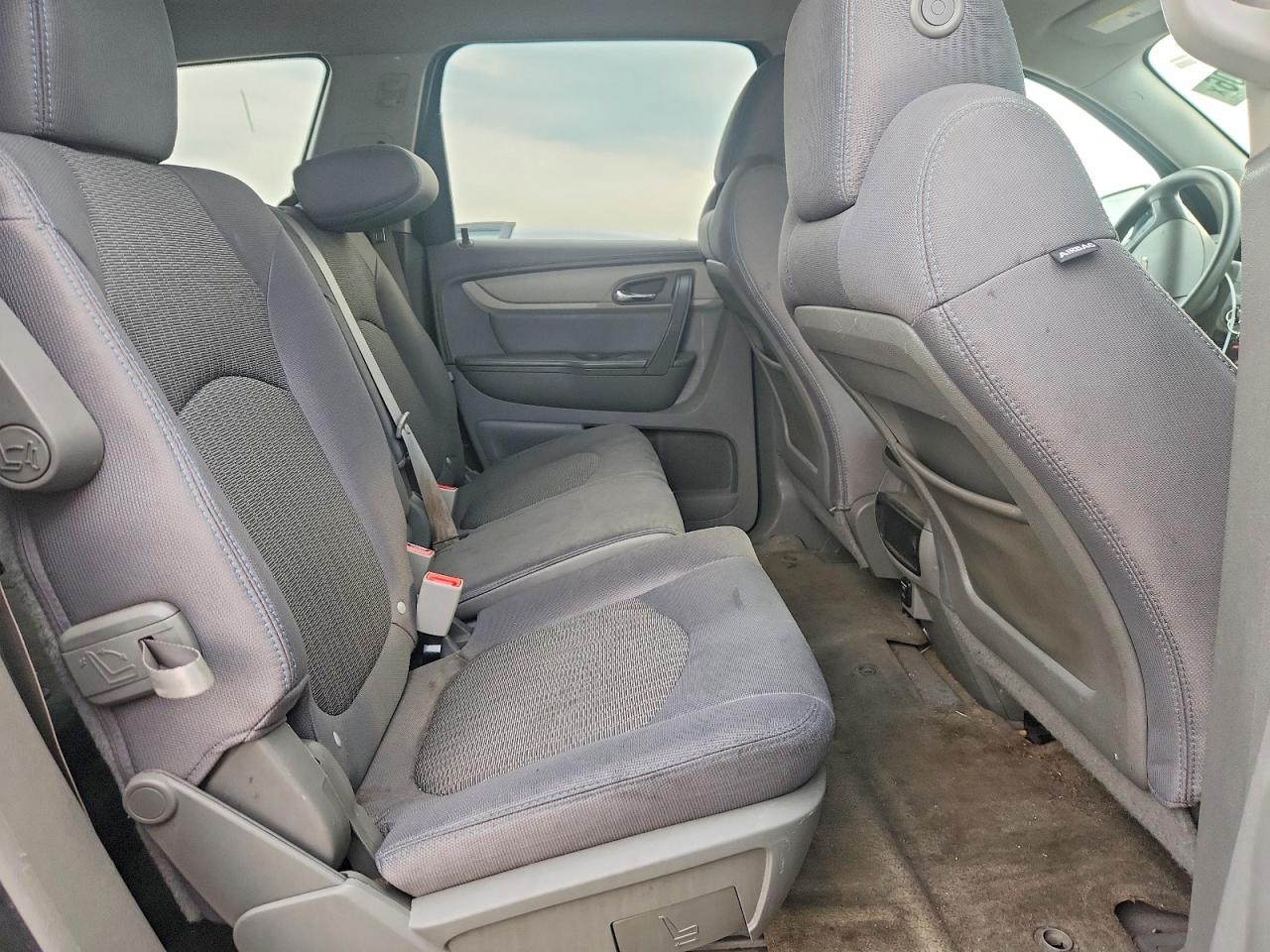 2014 Chevrolet Traverse Ls Gray vin: 1GNKVFED0EJ240151