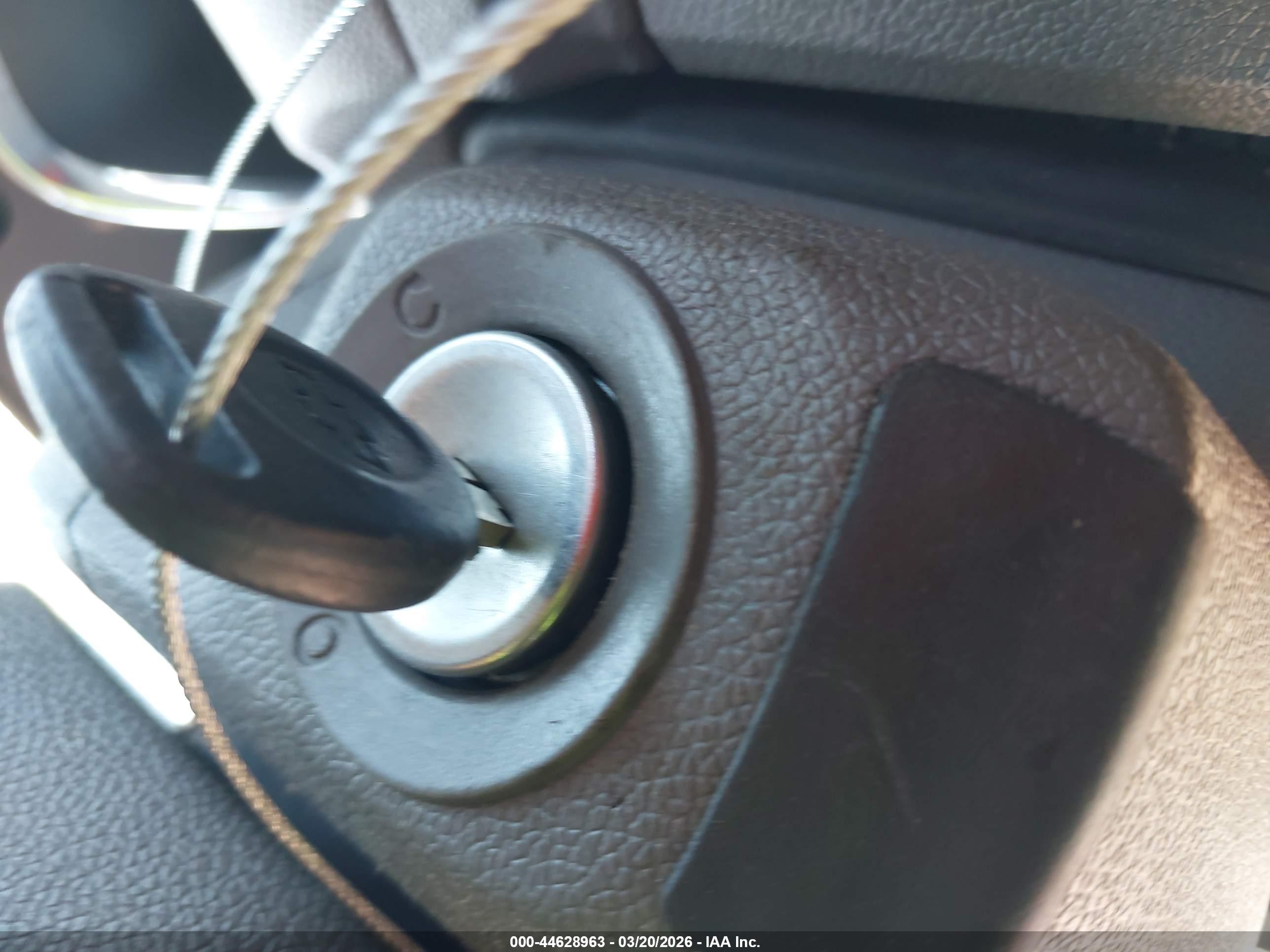 2015 Chevrolet Traverse Ls Серый vin: 1GNKVFED0FJ342566