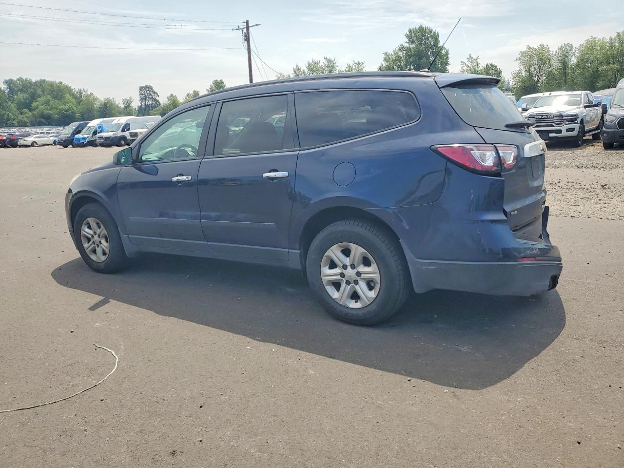 2015 Chevrolet Traverse Ls Blue vin: 1GNKVFED1FJ312153