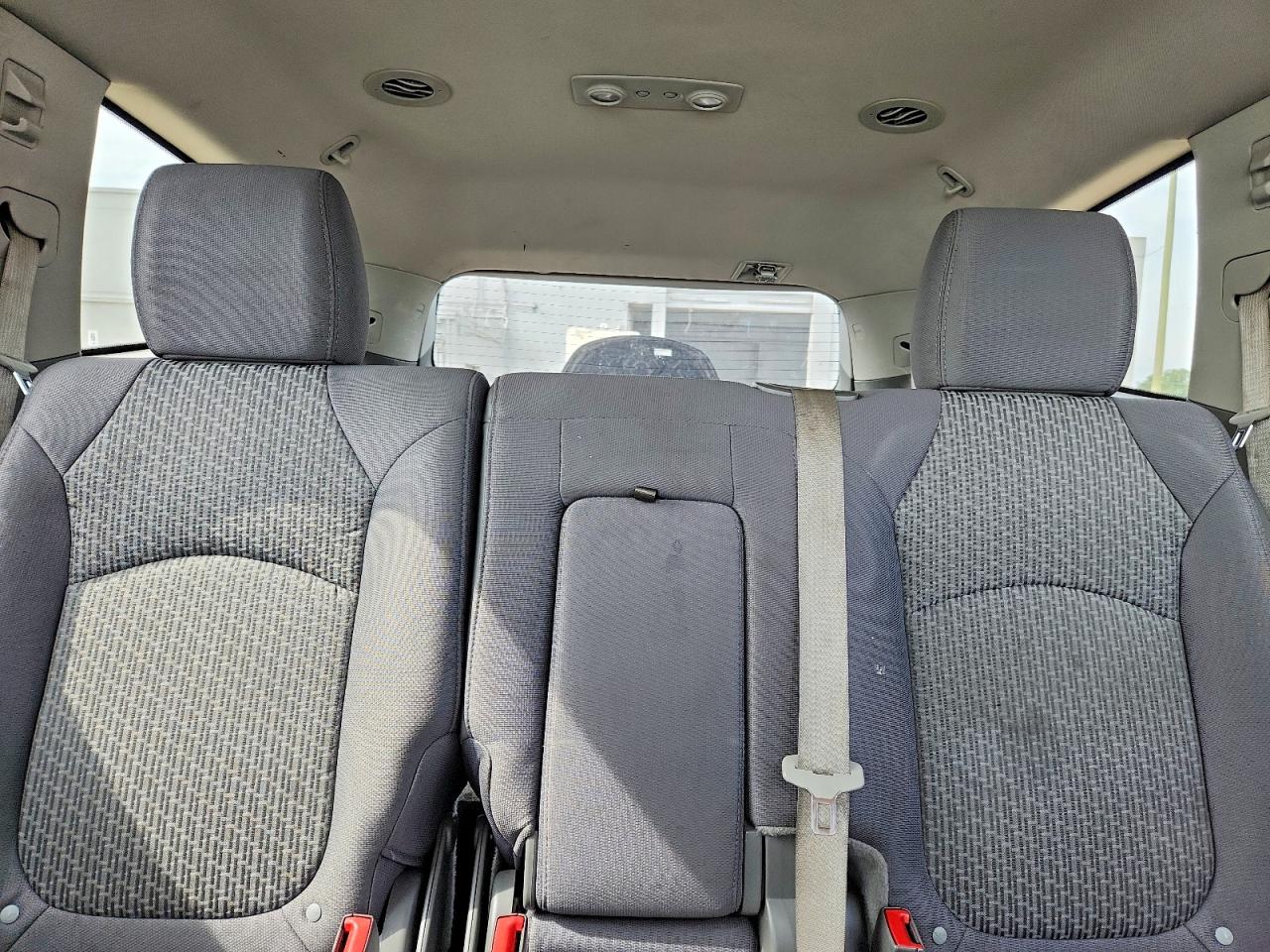 2012 Chevrolet Traverse Ls Silver vin: 1GNKVFED3CJ377419