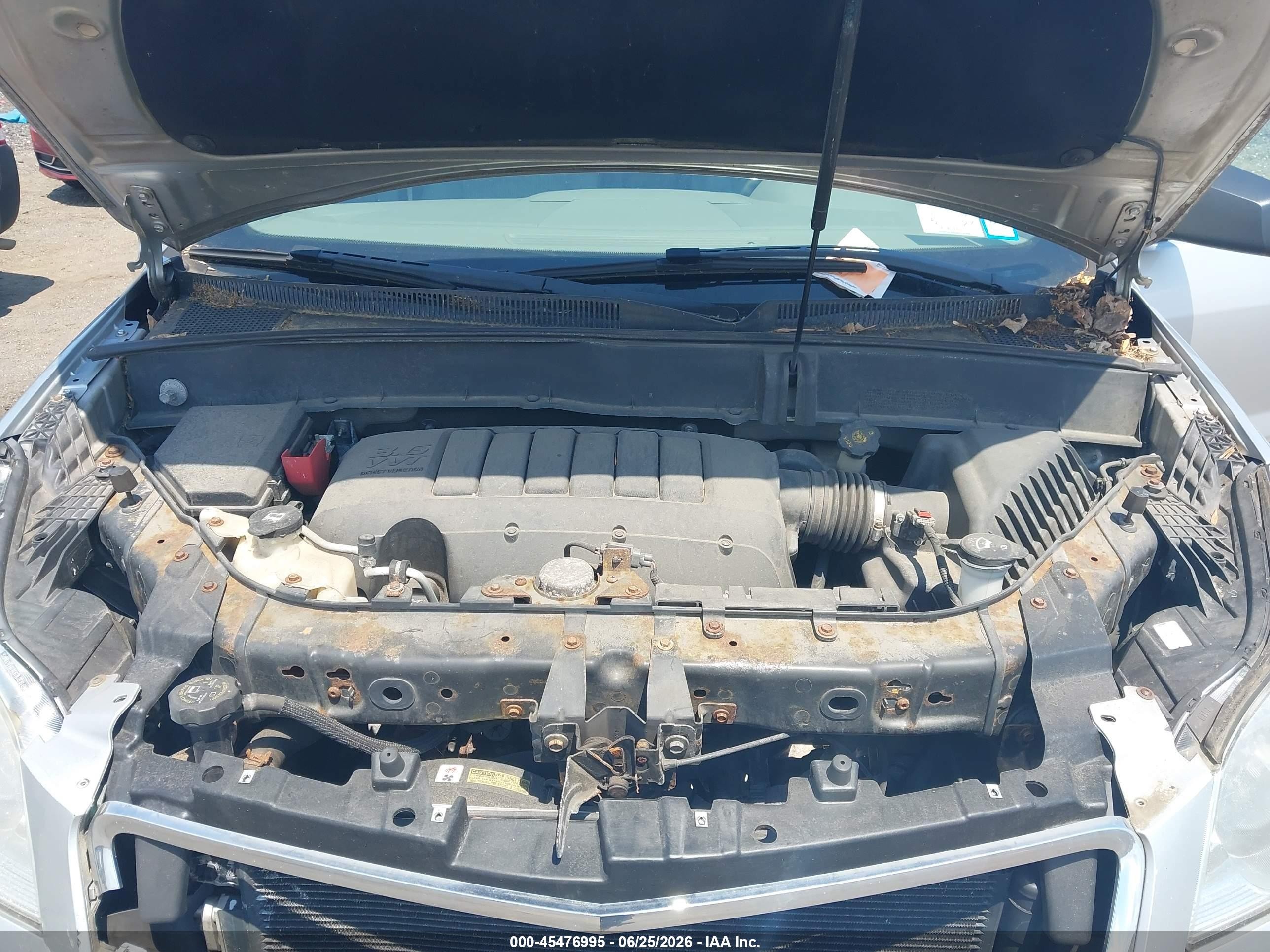 2012 Chevrolet Traverse Ls Silver vin: 1GNKVFED4CJ136405