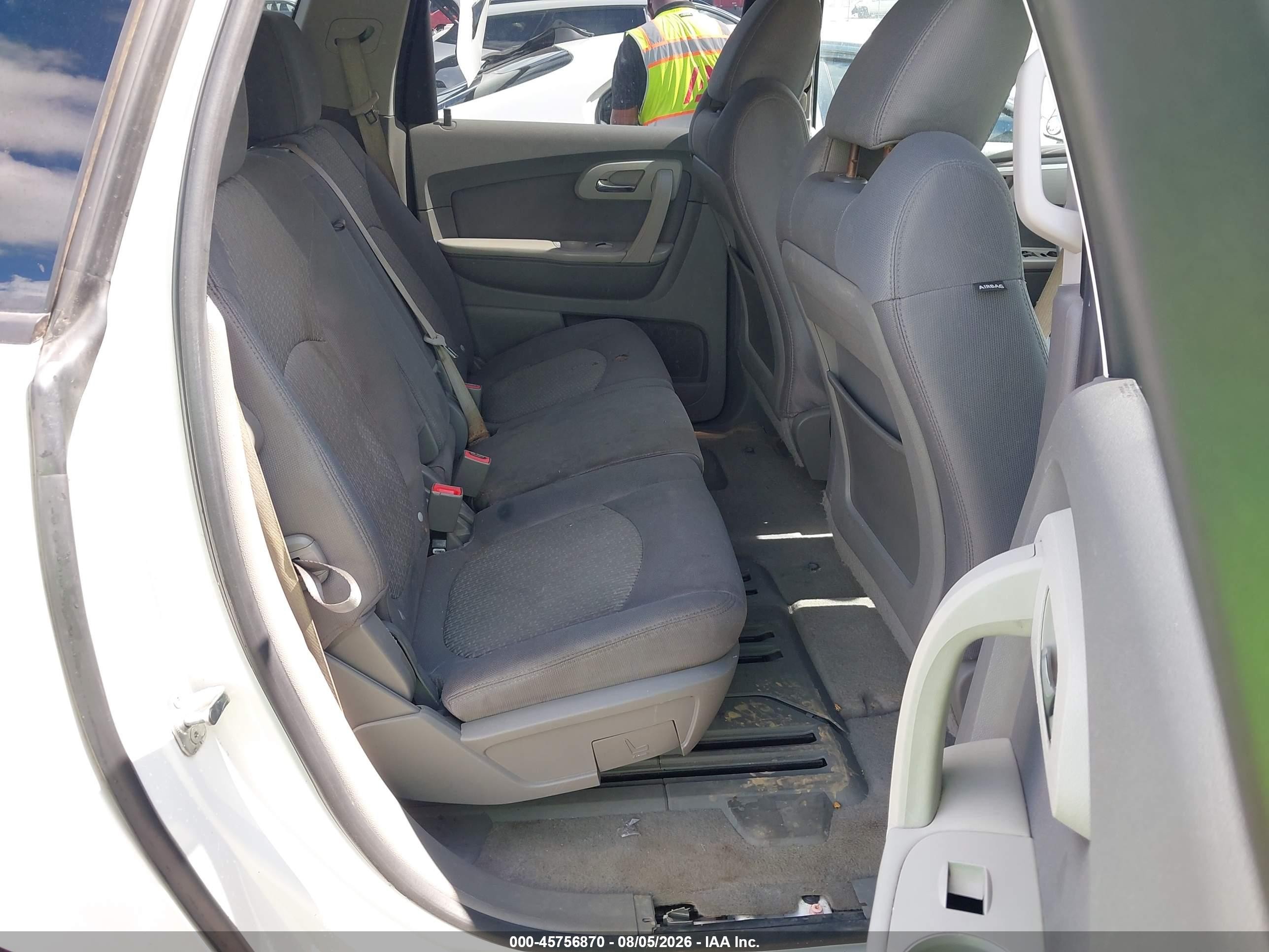 2012 Chevrolet Traverse Ls White vin: 1GNKVFED4CJ422240