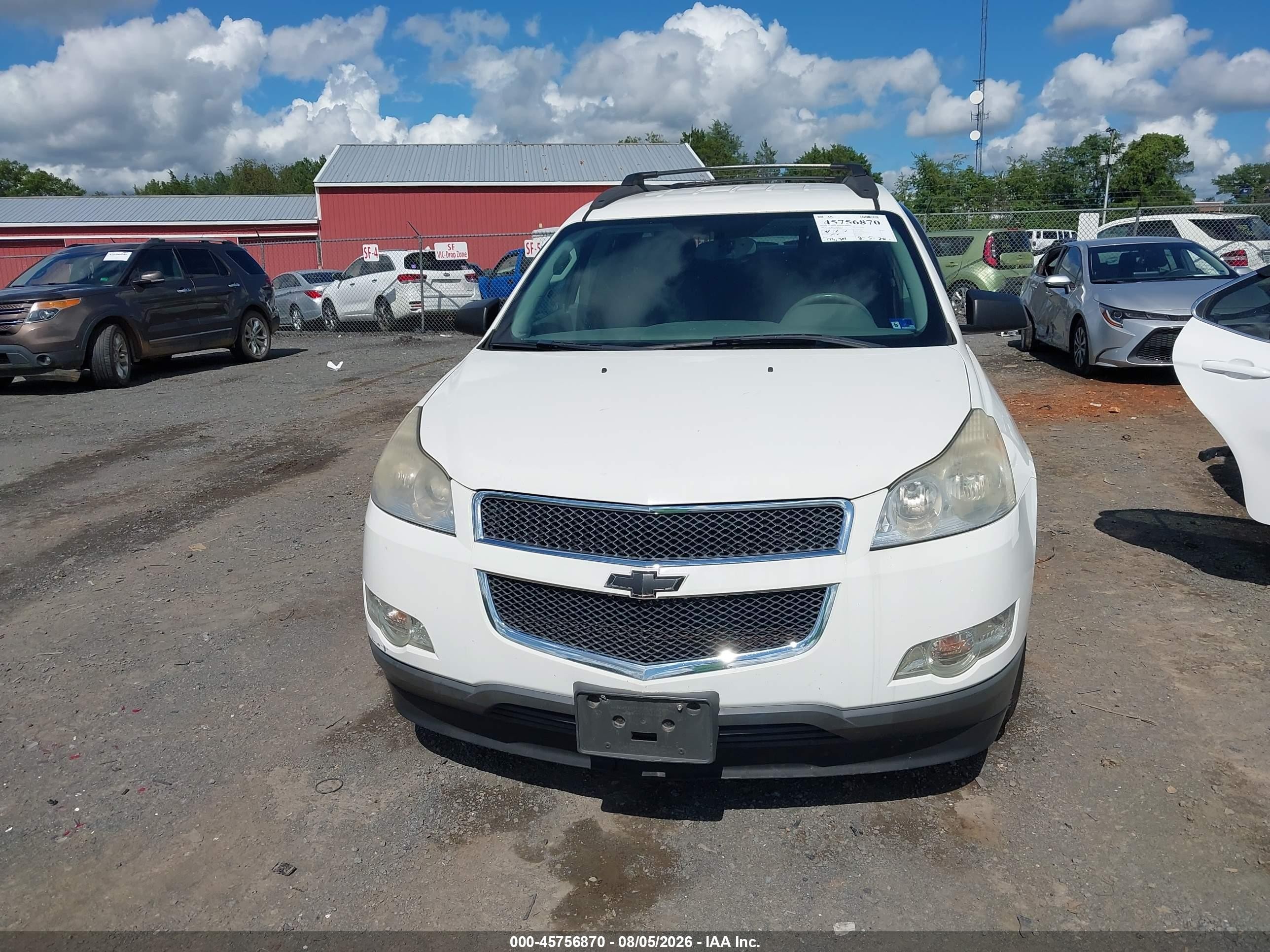 2012 Chevrolet Traverse Ls White vin: 1GNKVFED4CJ422240