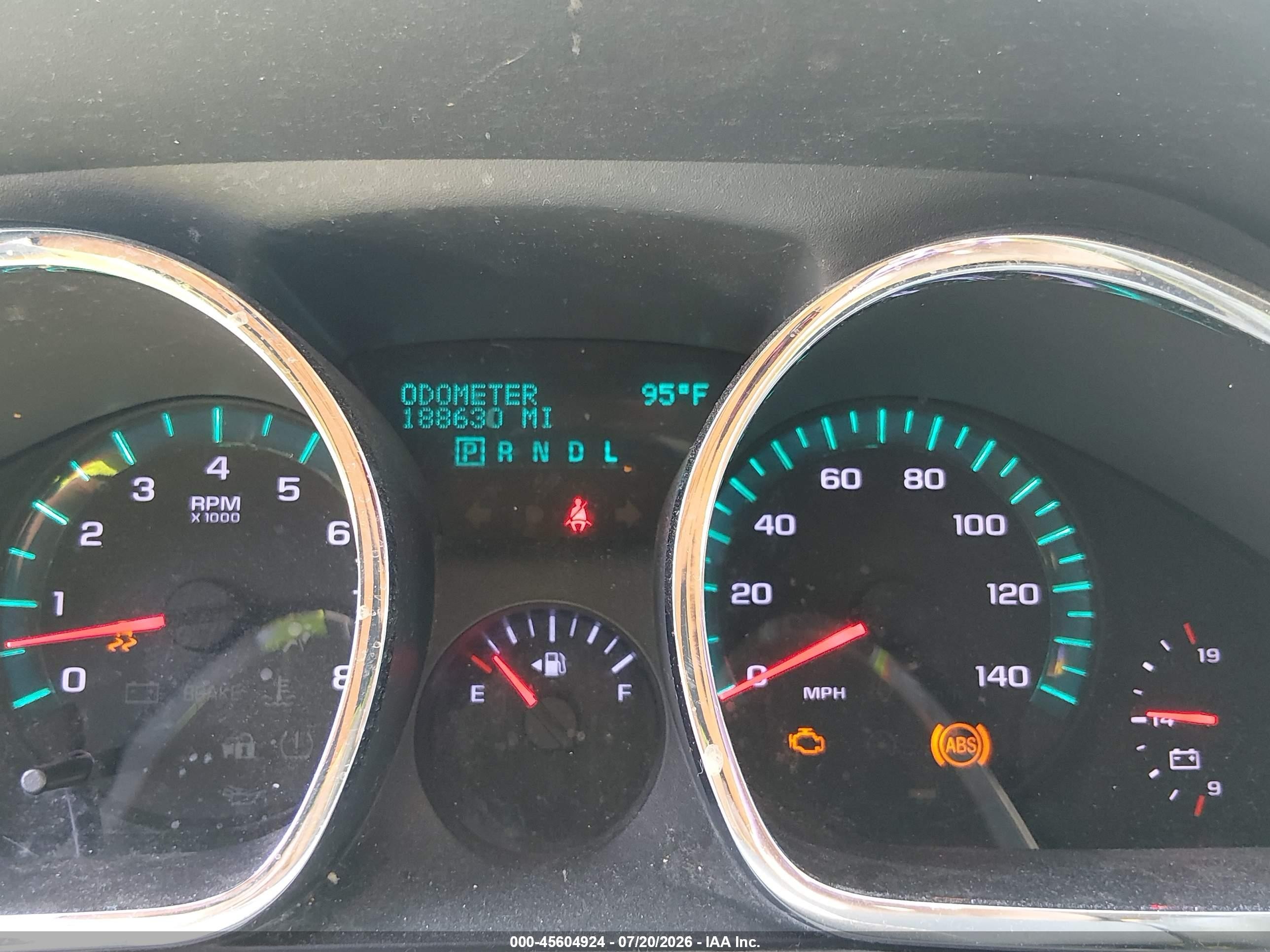 2011 Chevrolet Traverse Ls Silver vin: 1GNKVFED5BJ282780