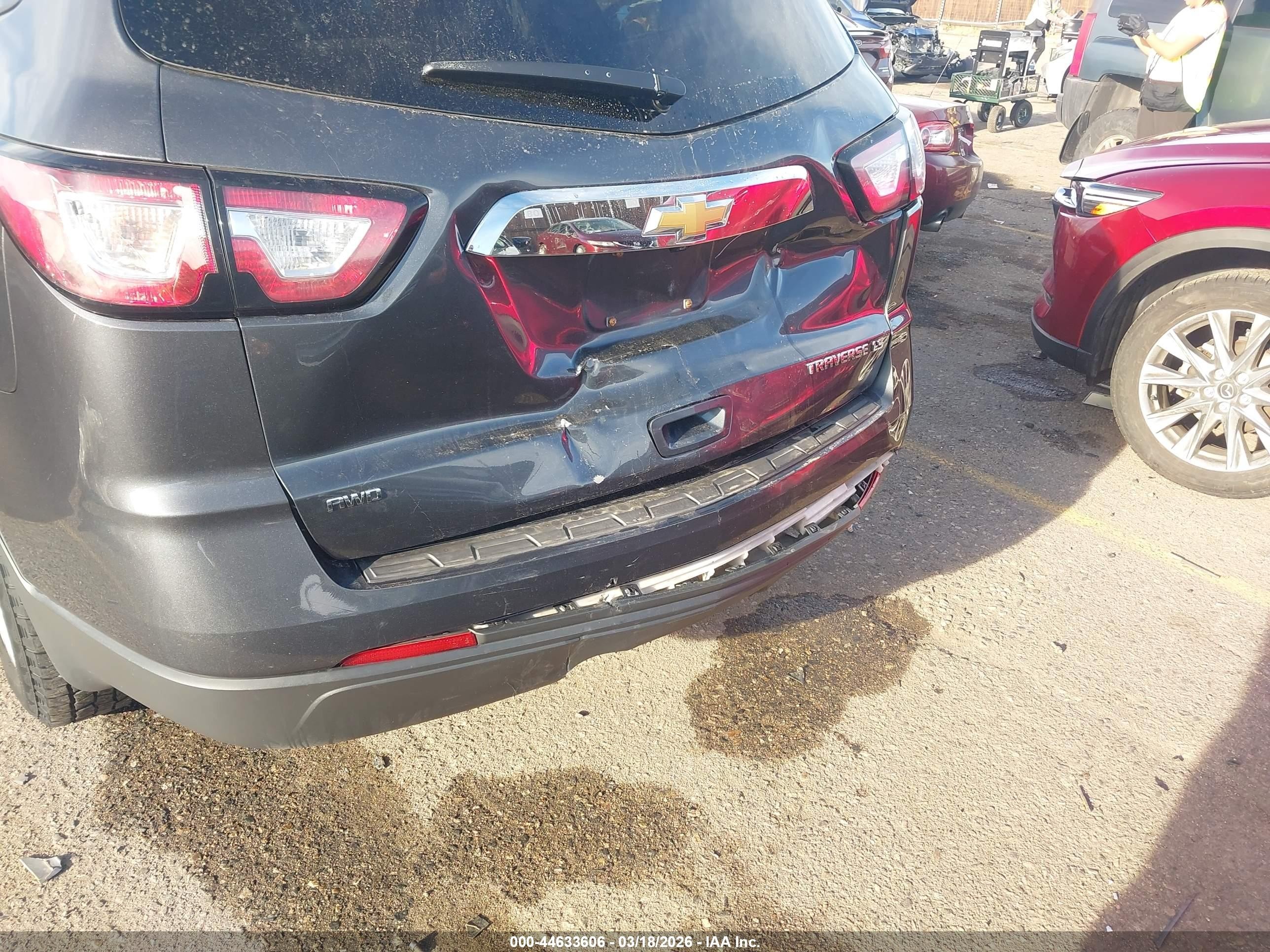 2014 Chevrolet Traverse Ls Gray vin: 1GNKVFED5EJ255566