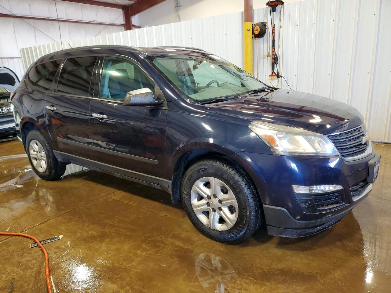 2015 Chevrolet Traverse Ls Blue vin: 1GNKVFED5FJ239367