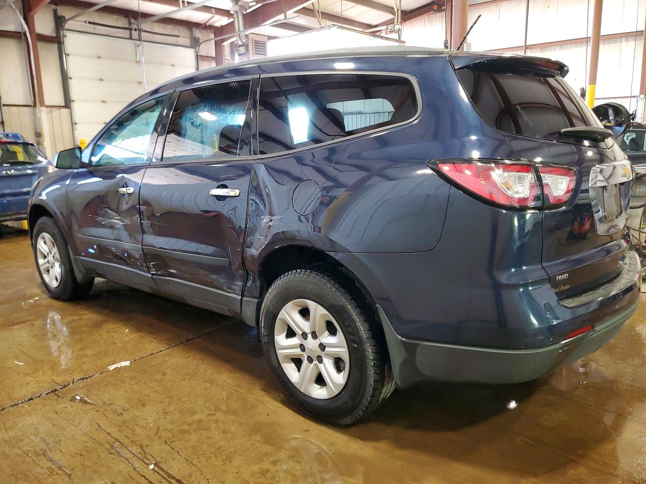 2015 Chevrolet Traverse Ls Blue vin: 1GNKVFED5FJ239367