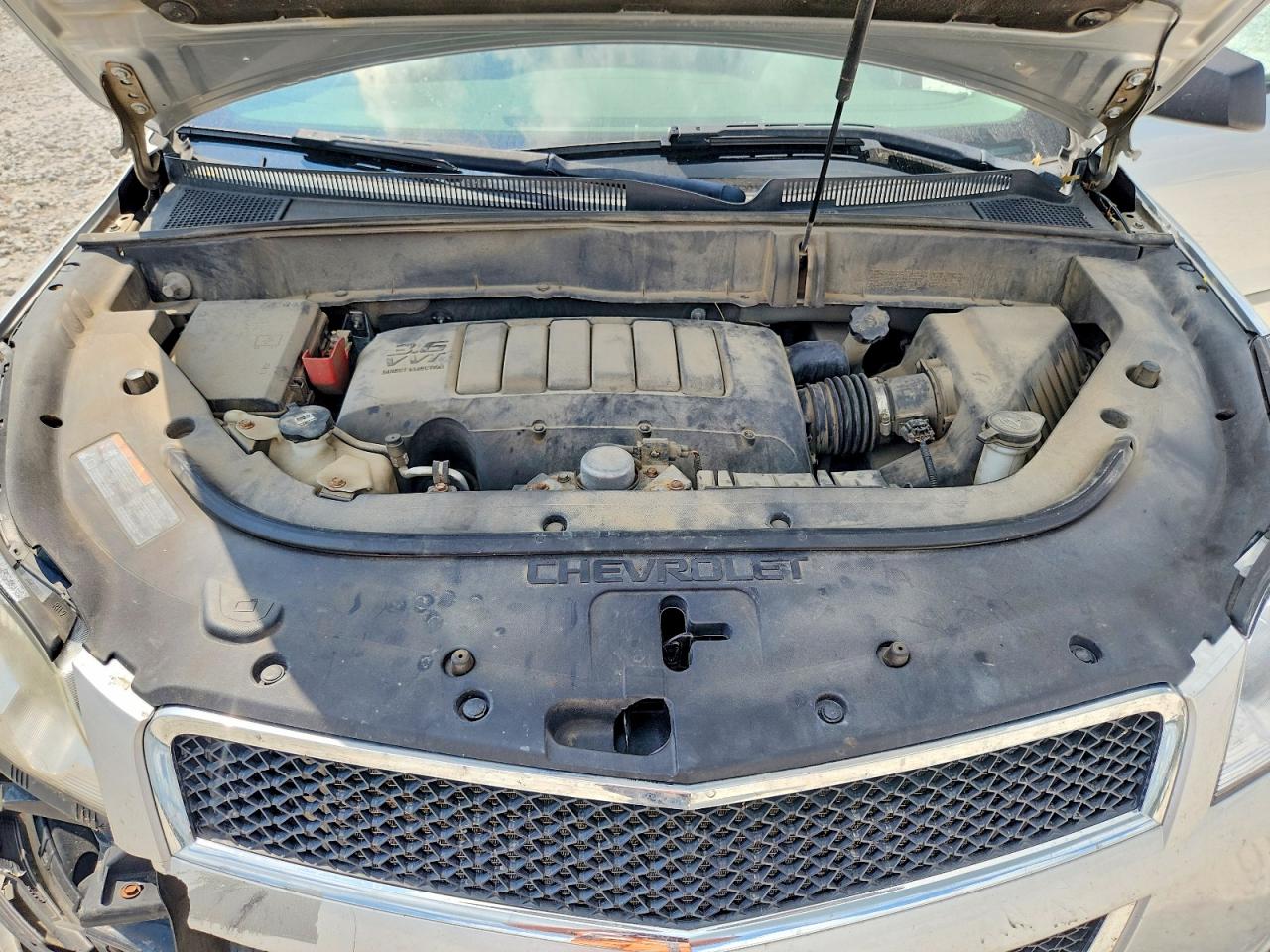 2011 Chevrolet Traverse Ls Серебряный vin: 1GNKVFED6BJ295490