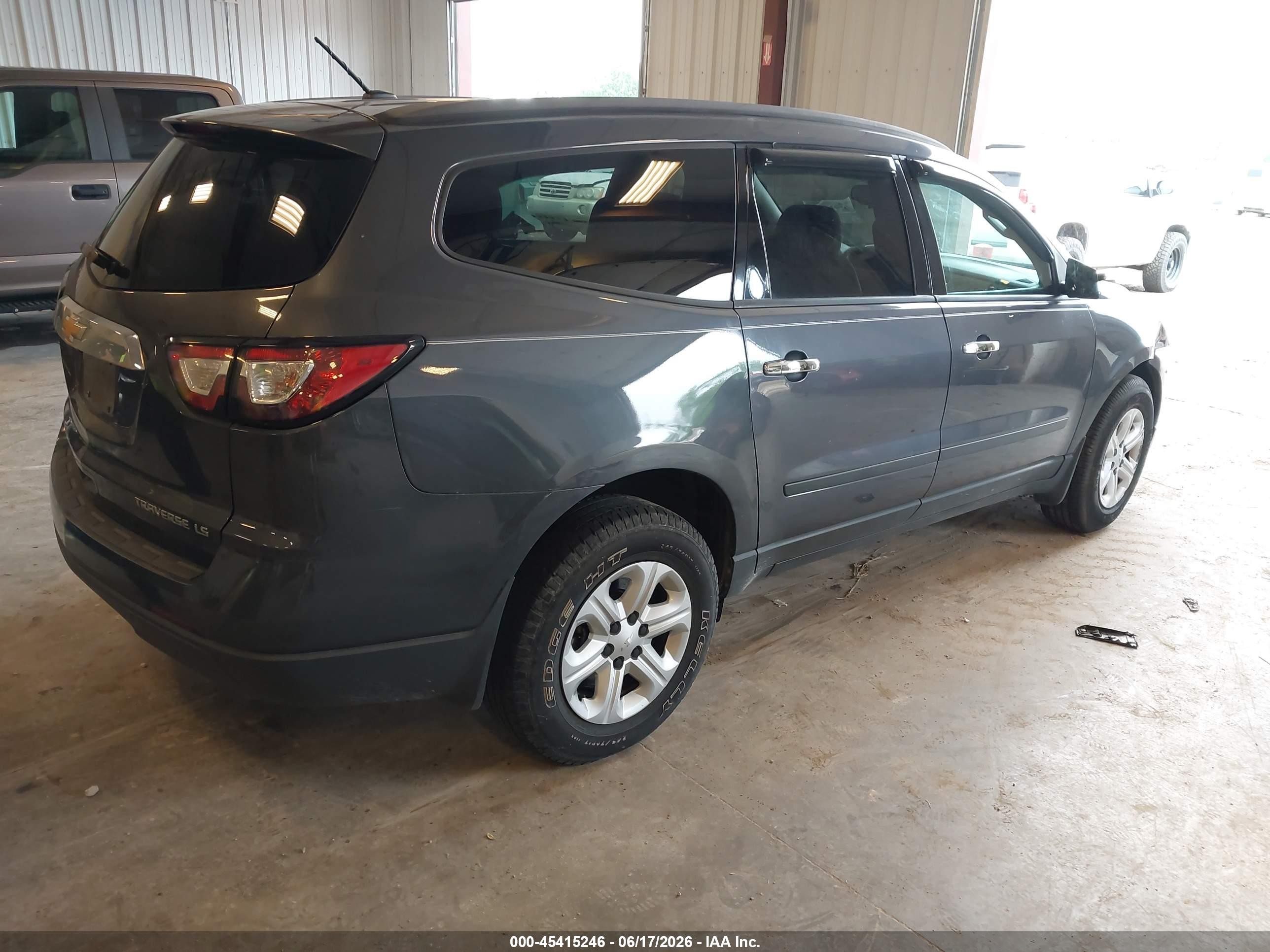 2013 Chevrolet Traverse Ls Серый vin: 1GNKVFED6DJ138481