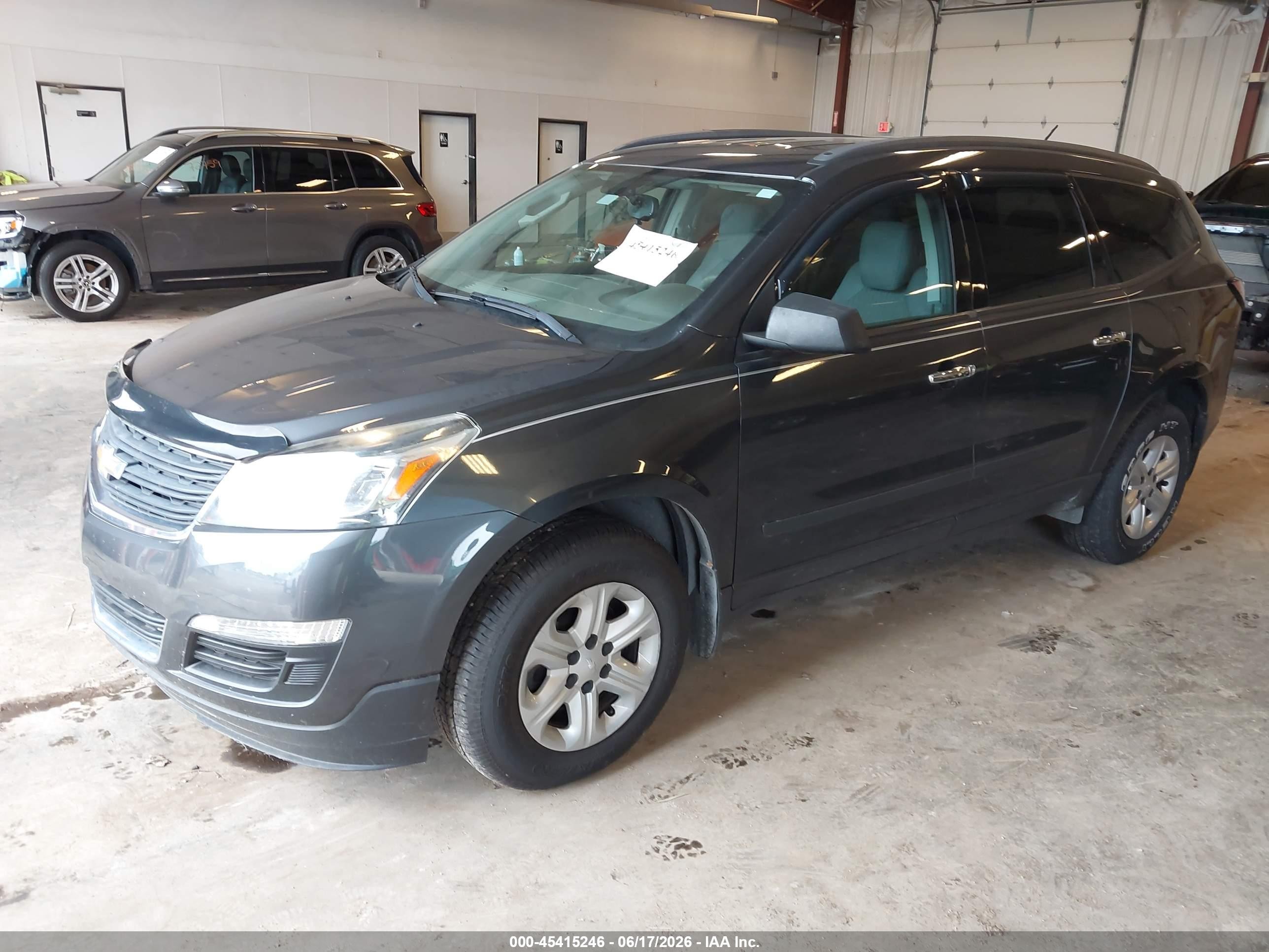 2013 Chevrolet Traverse Ls Серый vin: 1GNKVFED6DJ138481