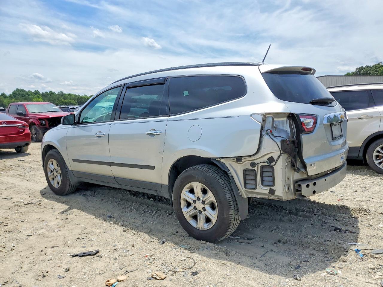 2014 Chevrolet Traverse Ls Silver vin: 1GNKVFEDXEJ342332