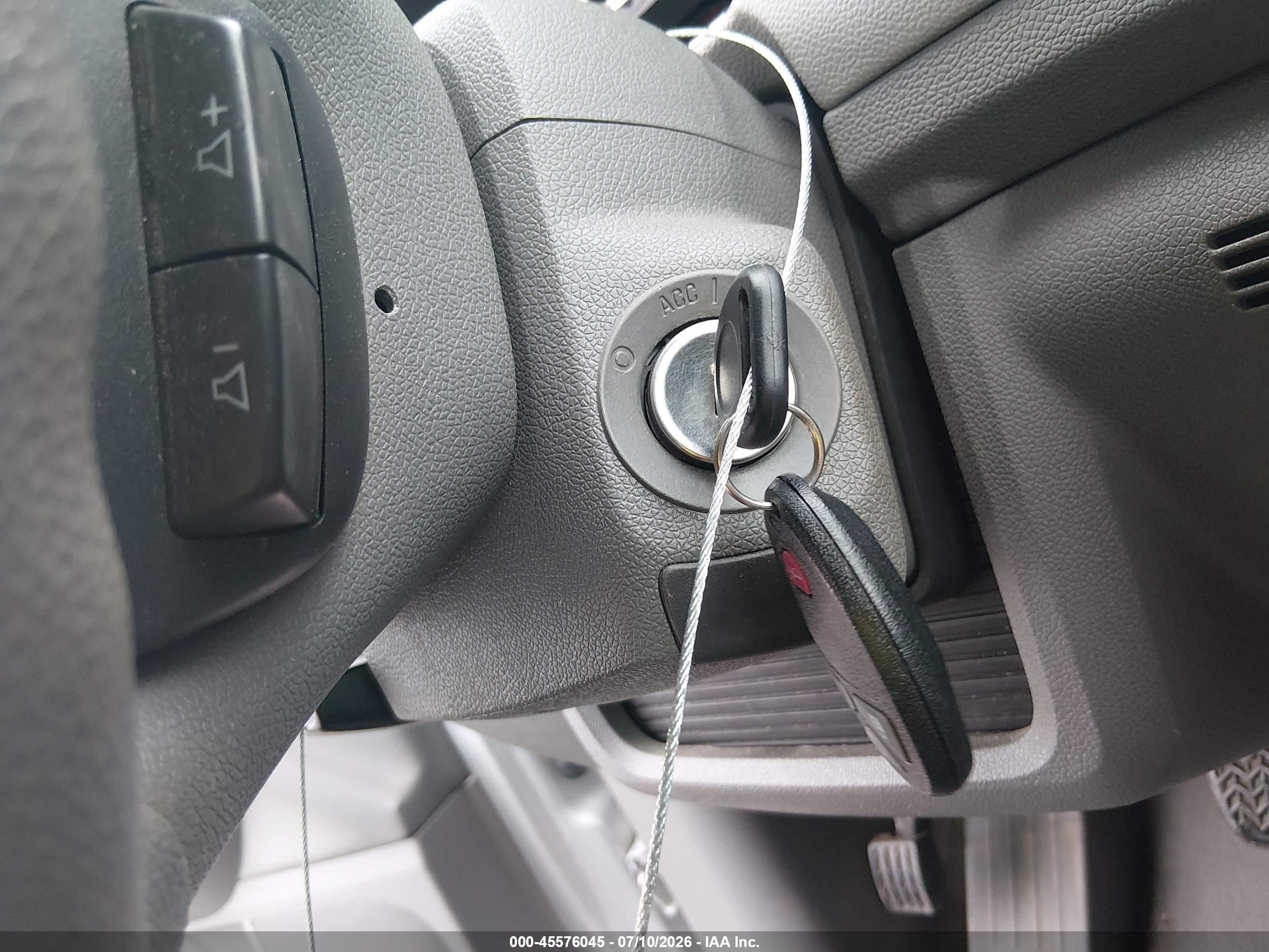2015 Chevrolet Traverse Ls Silver vin: 1GNKVFKD5FJ228339