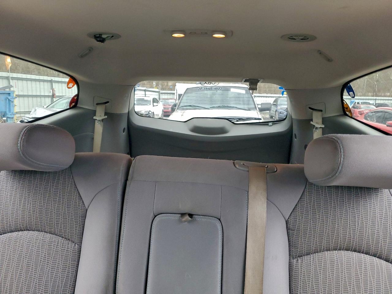 2015 Chevrolet Traverse Ls Silver vin: 1GNKVFKD6FJ170614