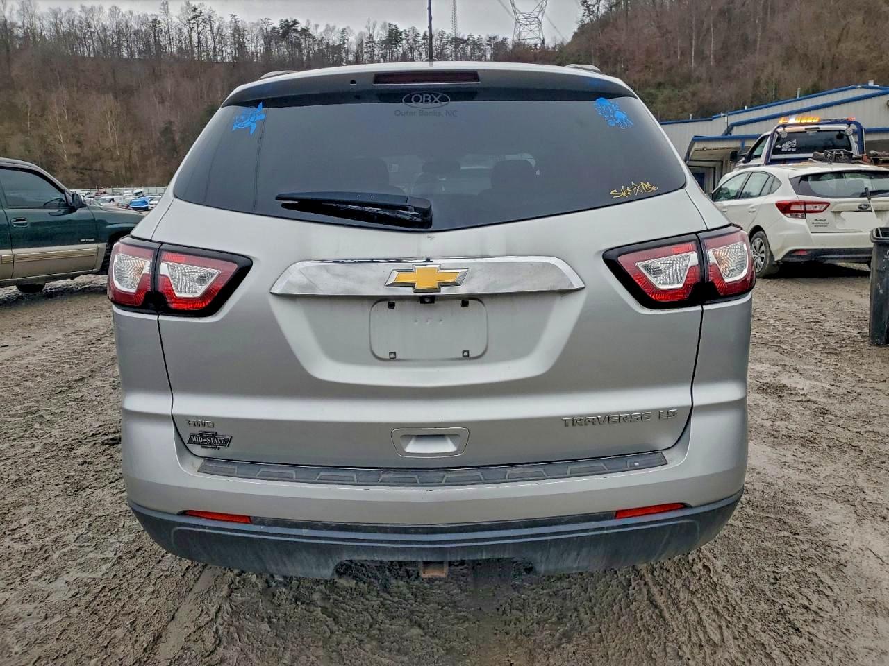 2015 Chevrolet Traverse Ls Silver vin: 1GNKVFKD6FJ170614