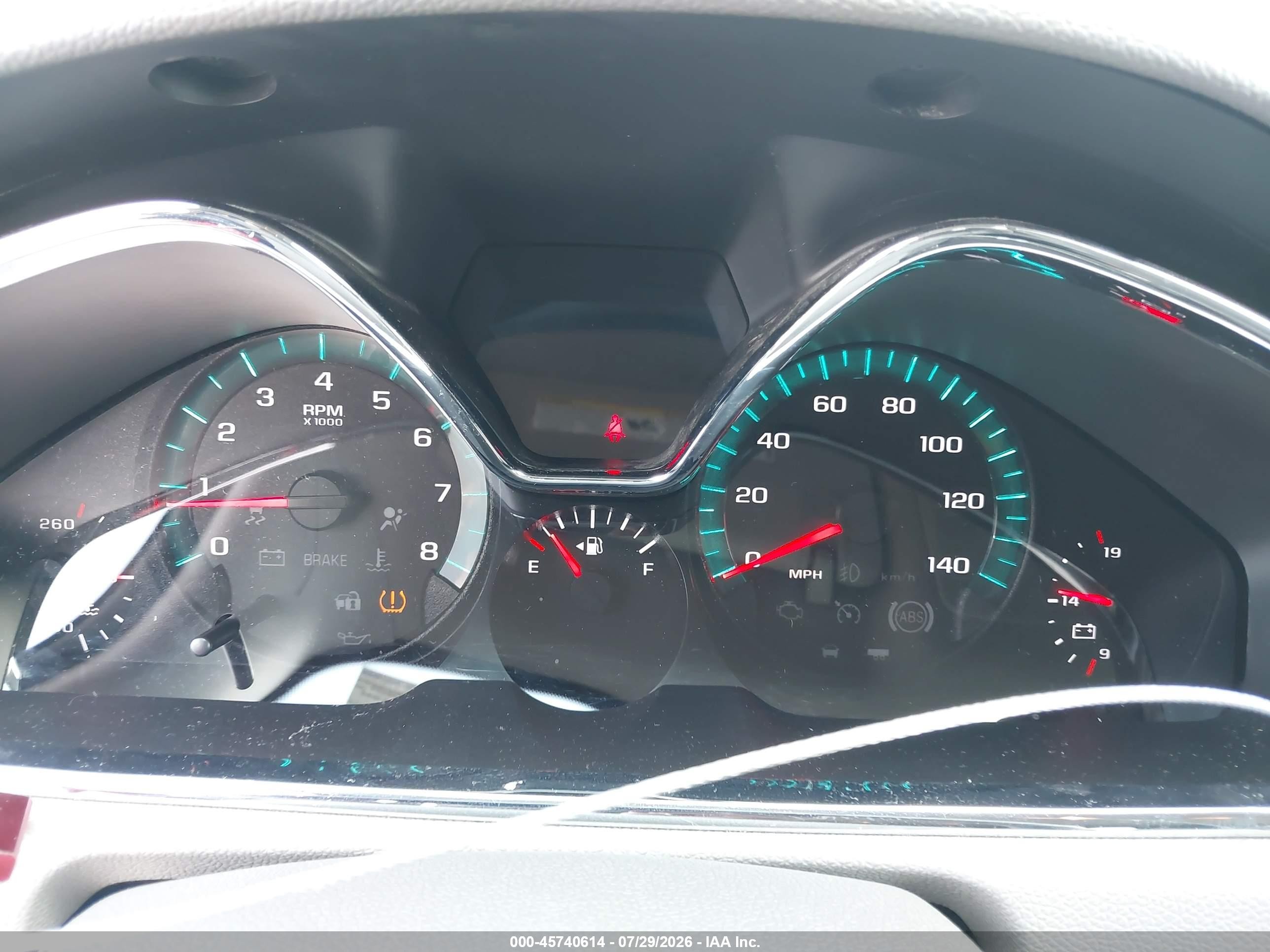 2015 Chevrolet Traverse Ls White vin: 1GNKVFKD7FJ105903