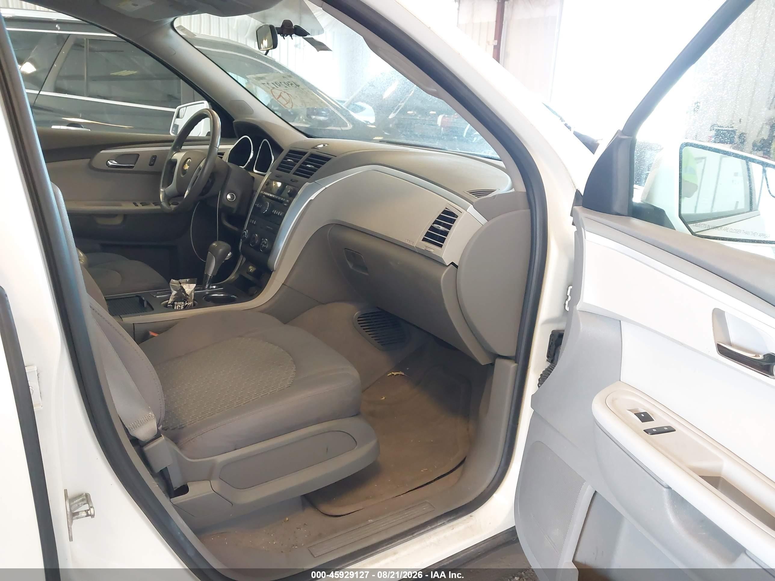 2011 Chevrolet Traverse 1lt Белый vin: 1GNKVGED0BJ163878
