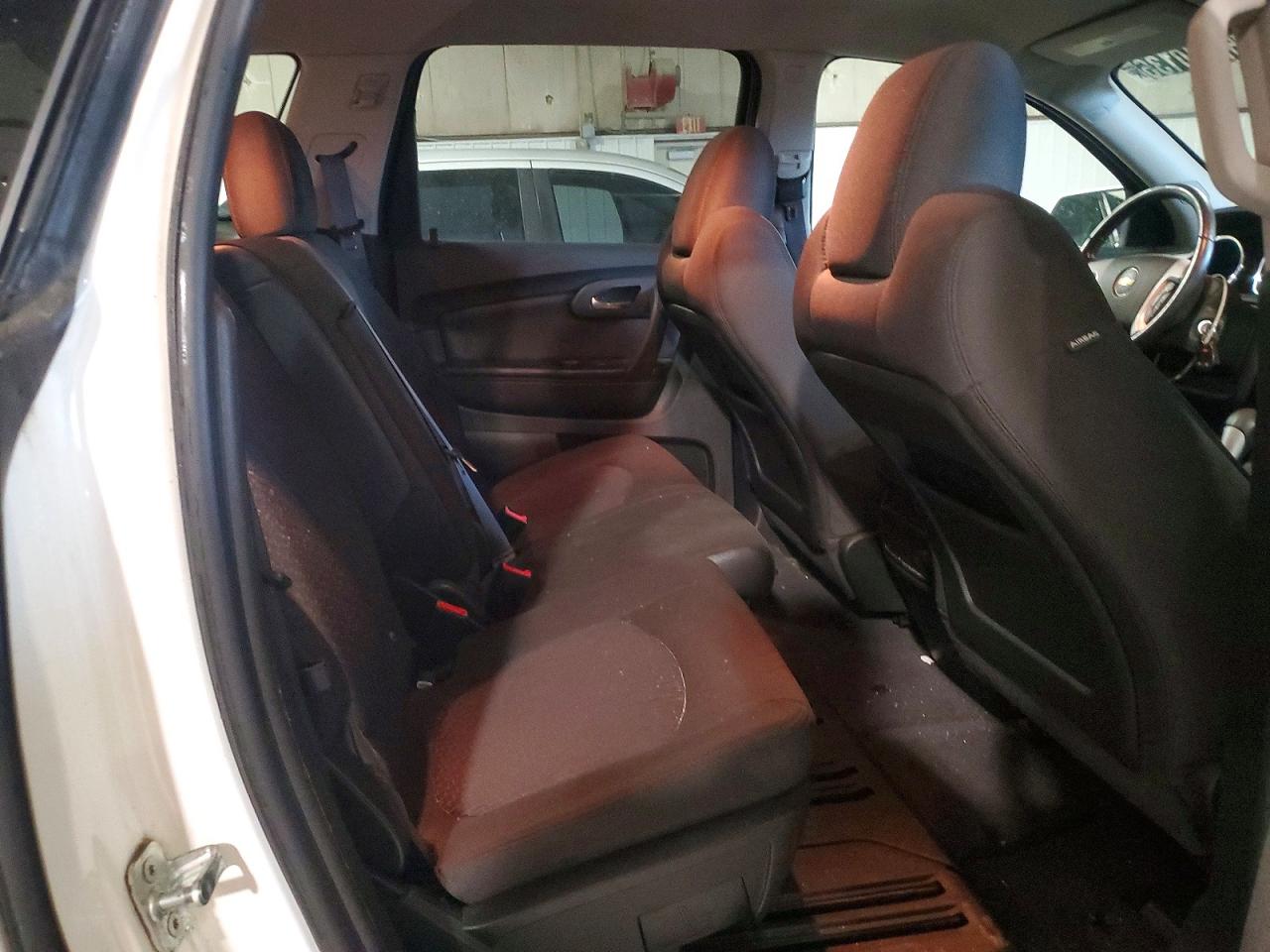 2012 Chevrolet Traverse Lt White vin: 1GNKVGED0CJ305177