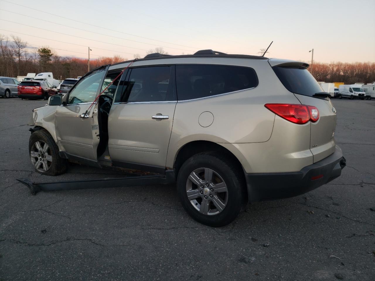 2011 Chevrolet Traverse Lt Beige vin: 1GNKVGED1BJ130484
