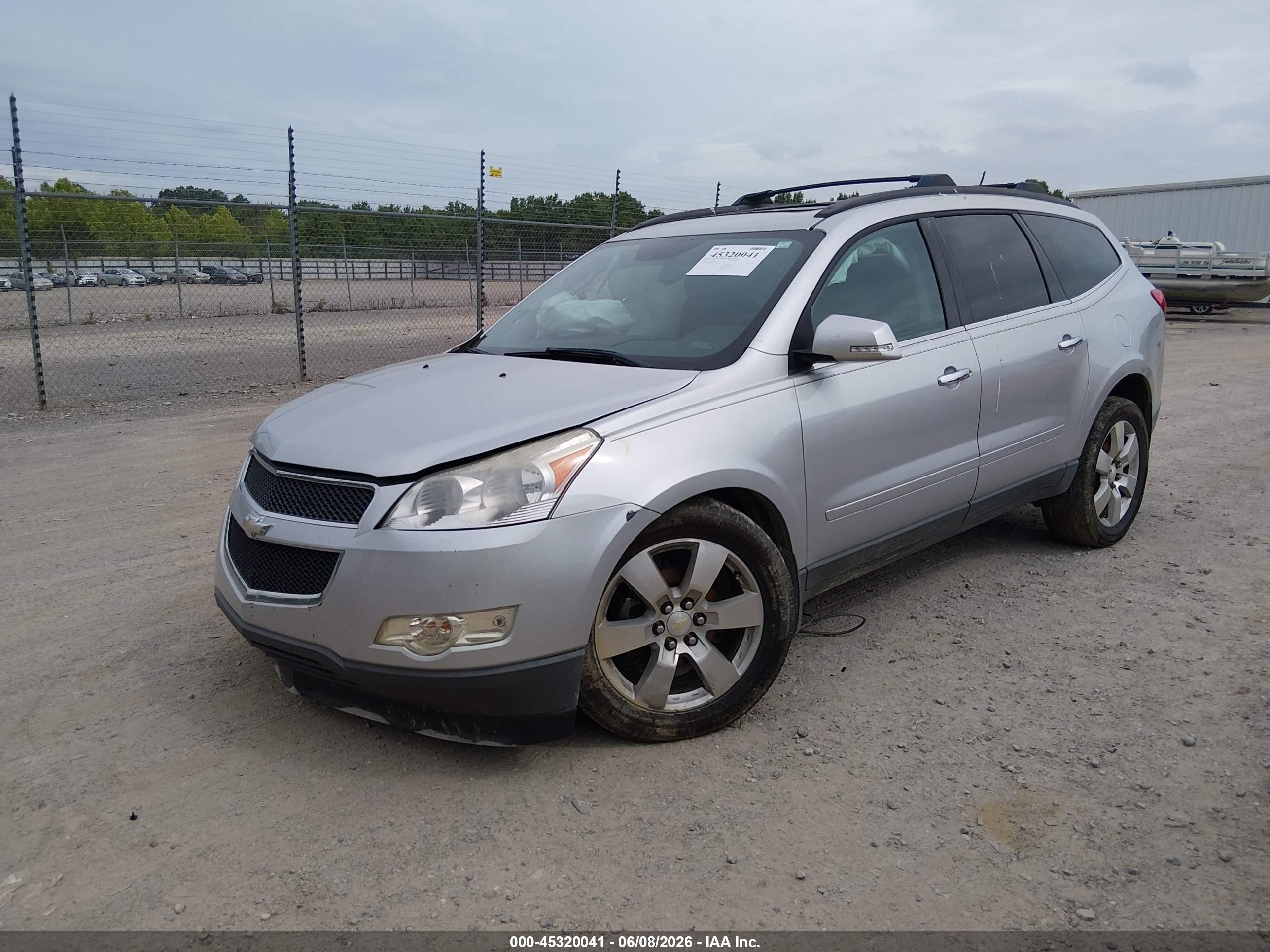 2012 Chevrolet Traverse 1lt Silver vin: 1GNKVGED2CJ137848