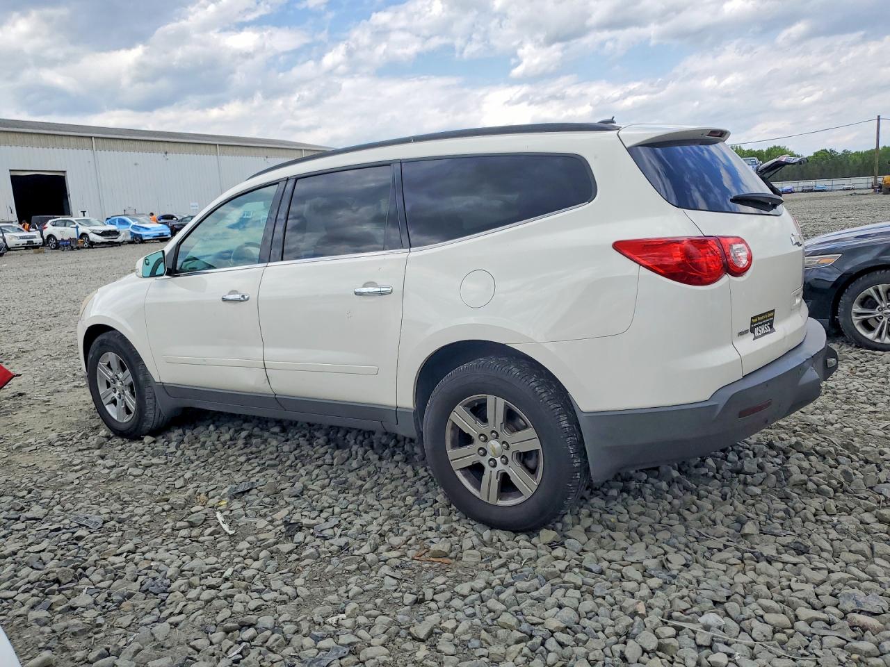 2012 Chevrolet Traverse White vin: 1GNKVGED2CJ268665