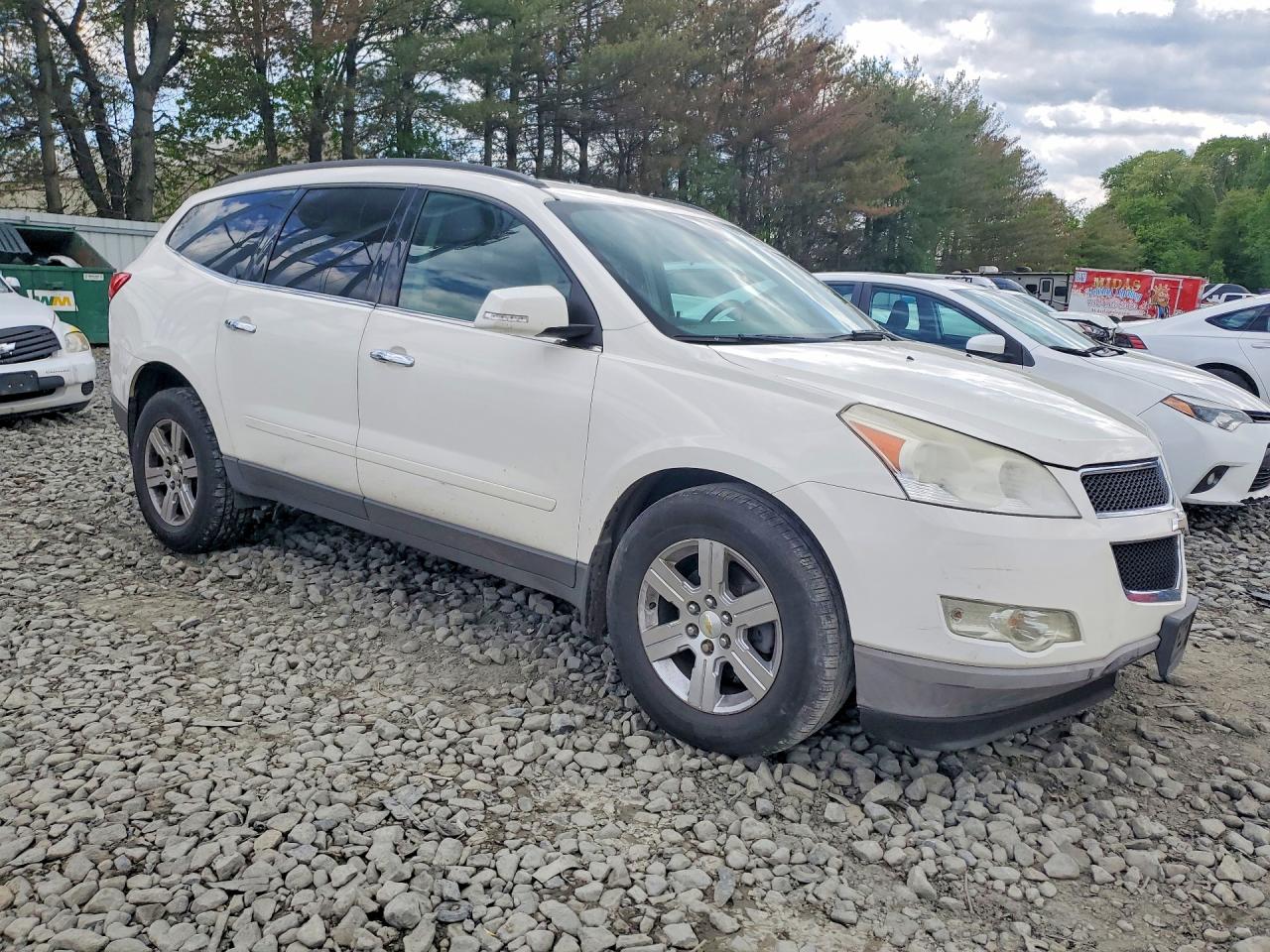 2012 Chevrolet Traverse White vin: 1GNKVGED2CJ268665