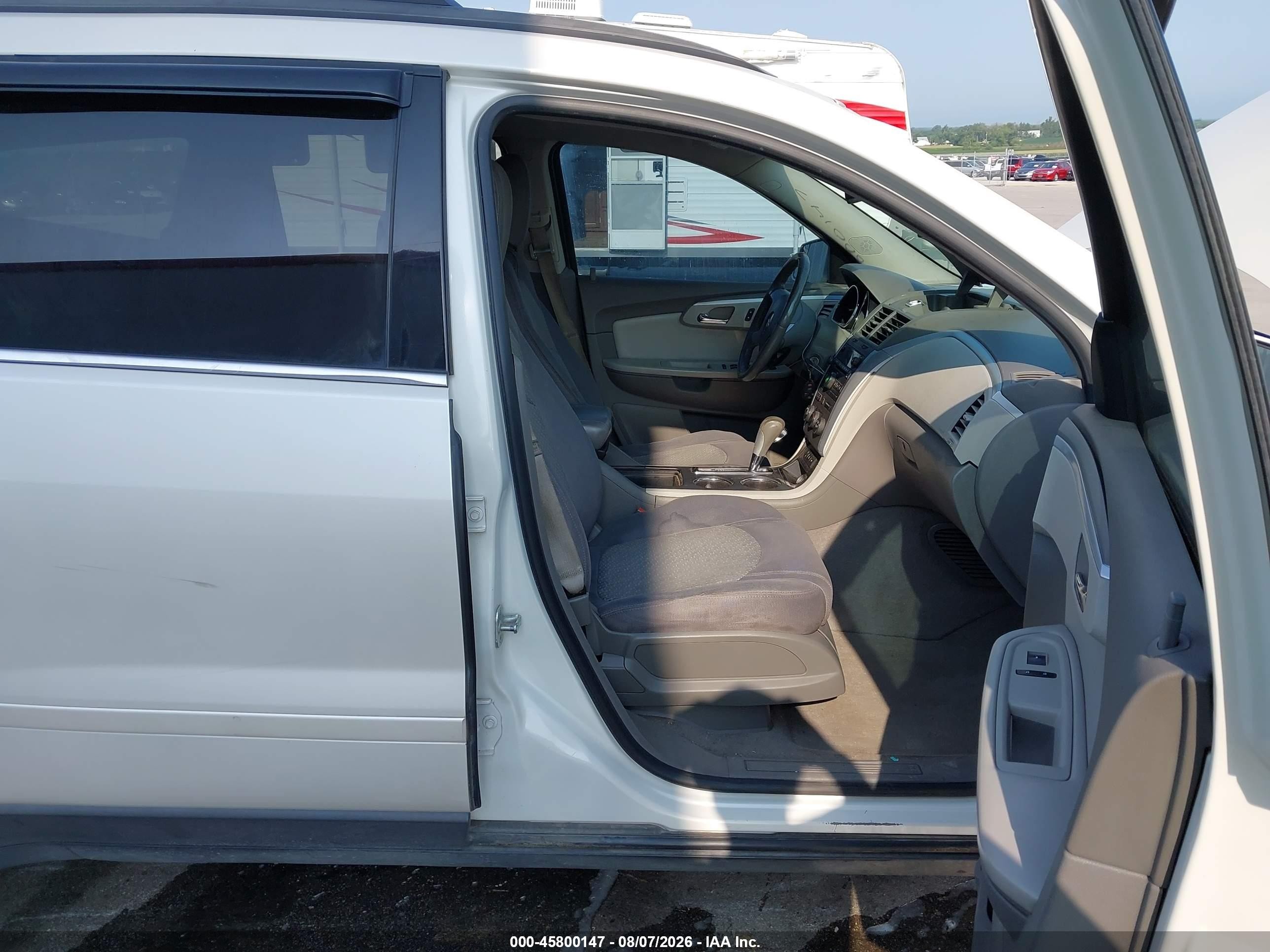 2011 Chevrolet Traverse 1lt White vin: 1GNKVGED3BJ162823