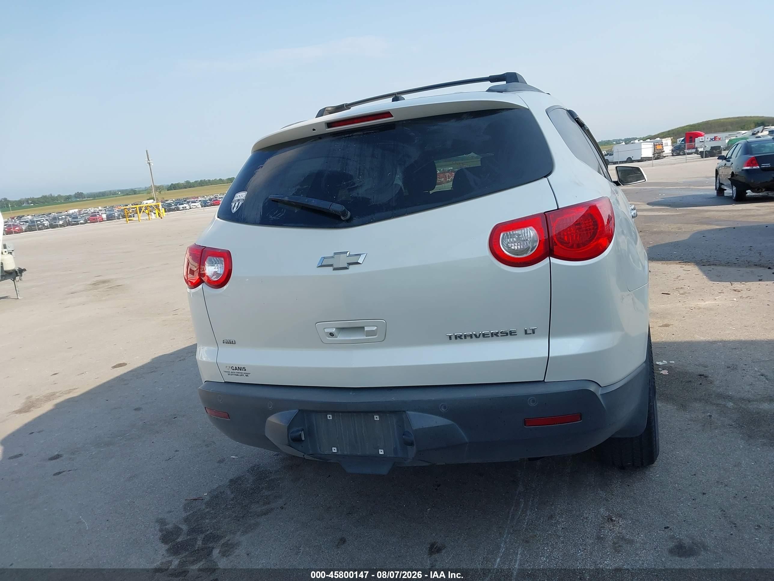 2011 Chevrolet Traverse 1lt White vin: 1GNKVGED3BJ162823