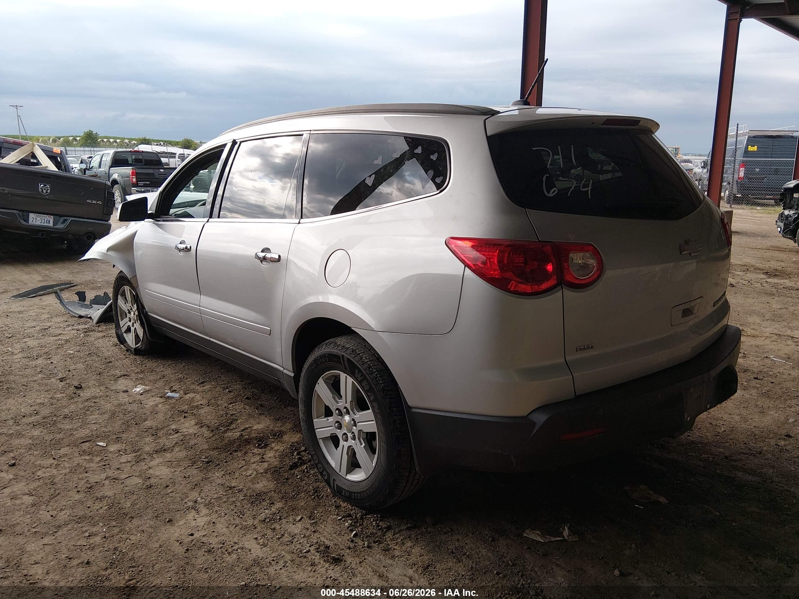 2012 Chevrolet Traverse Lt W/1lt Silver vin: 1GNKVGED3CJ108410