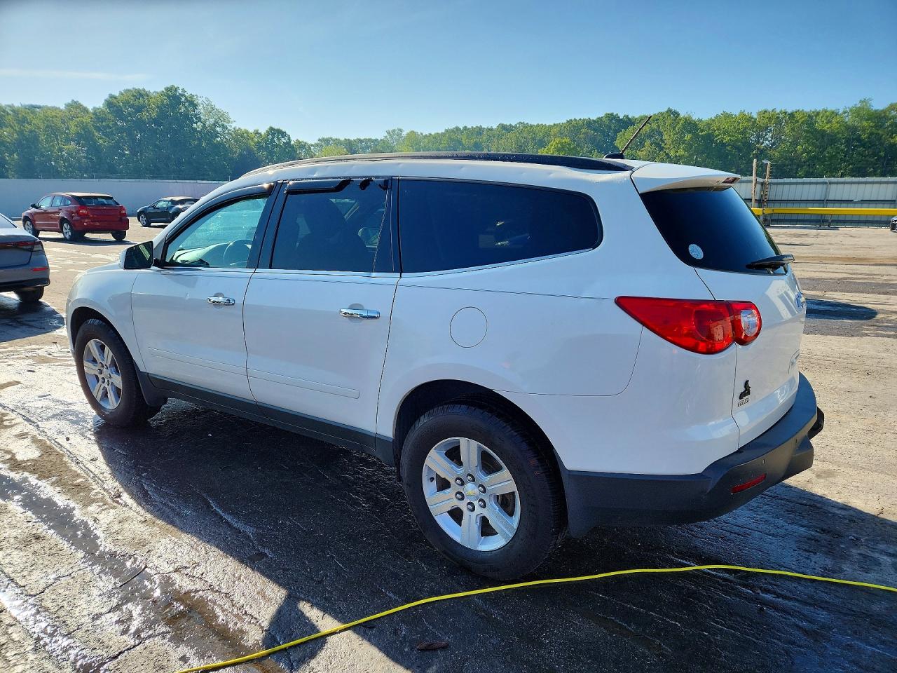 2011 Chevrolet Traverse Lt White vin: 1GNKVGED4BJ124792