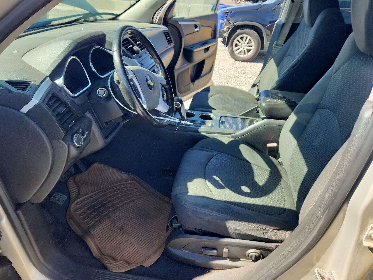 2011 Chevrolet Traverse Lt Silver vin: 1GNKVGED4BJ322711