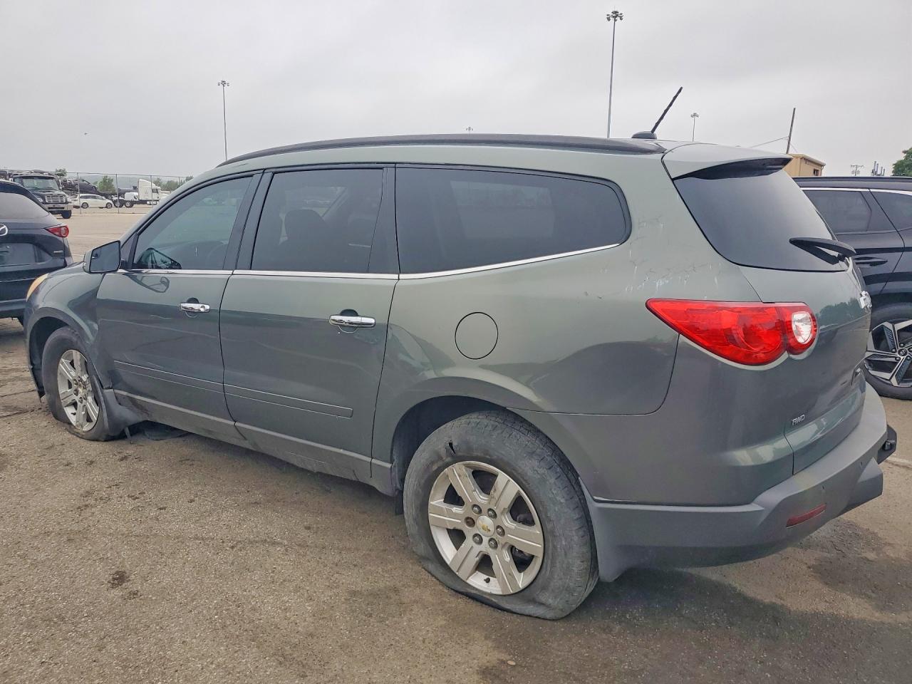 2011 Chevrolet Traverse Lt Gray vin: 1GNKVGED5BJ169823