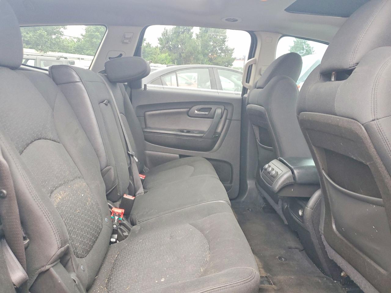2011 Chevrolet Traverse Lt Gray vin: 1GNKVGED5BJ169823