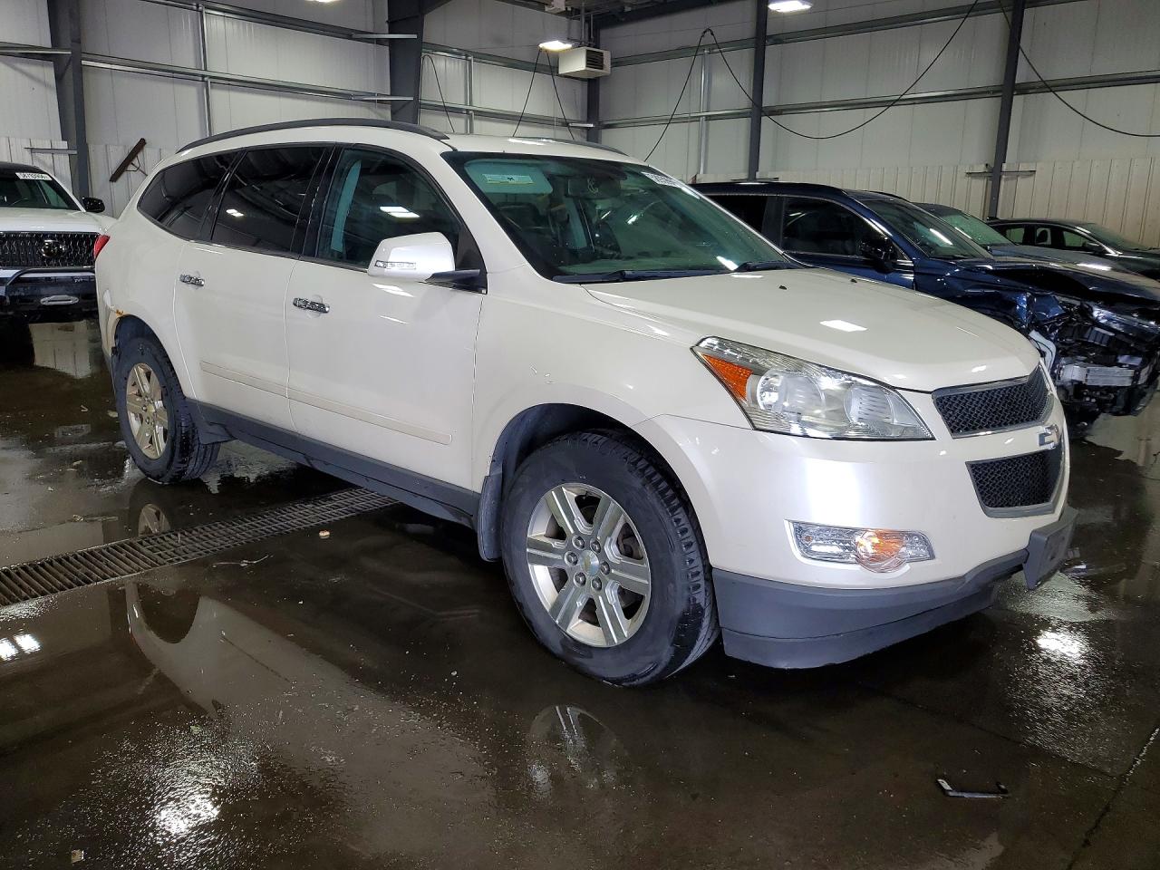 2011 Chevrolet Traverse Lt Cream vin: 1GNKVGED5BJ181650