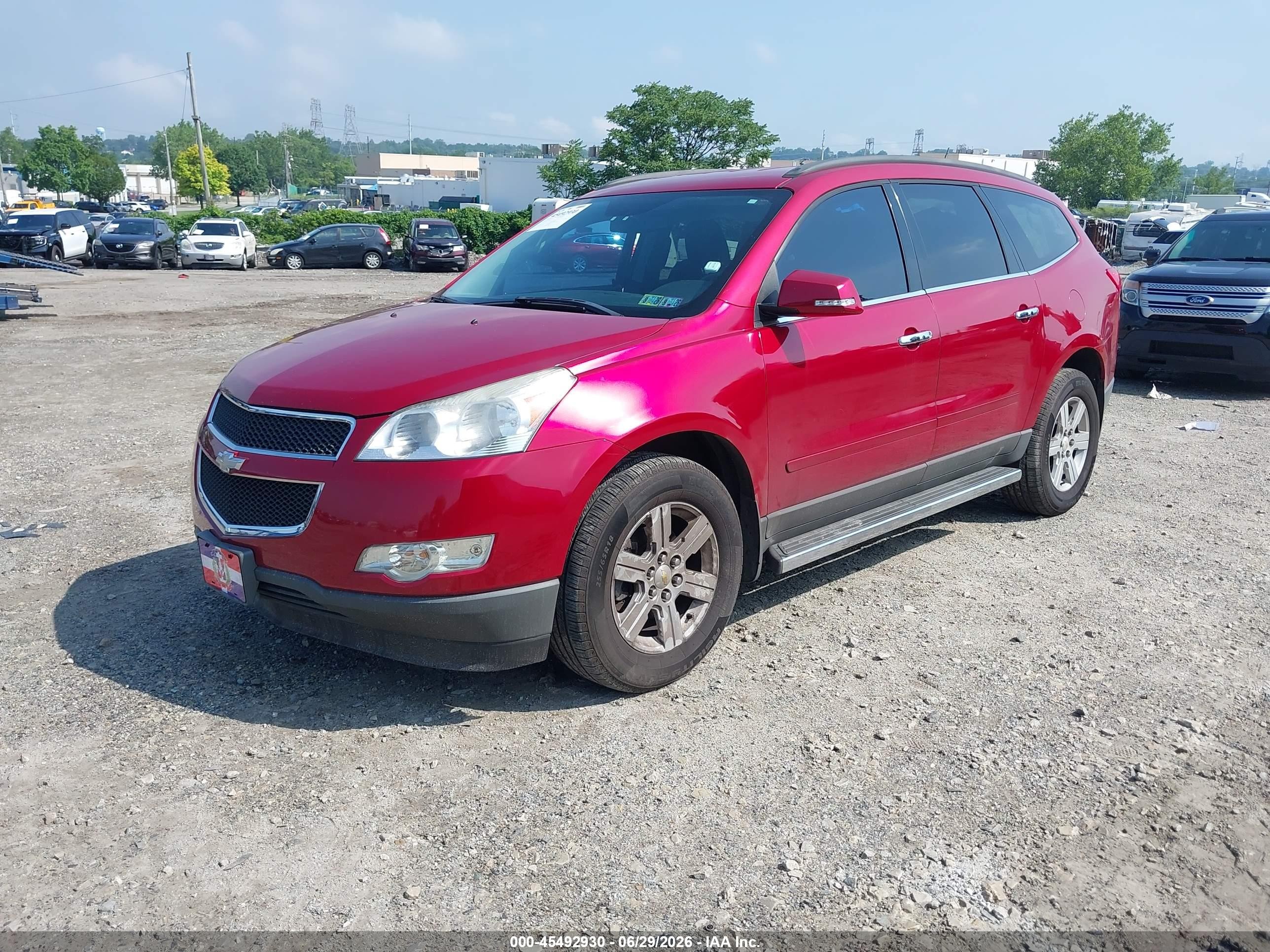 2012 Chevrolet Traverse Lt W/1lt Red vin: 1GNKVGED5CJ203079