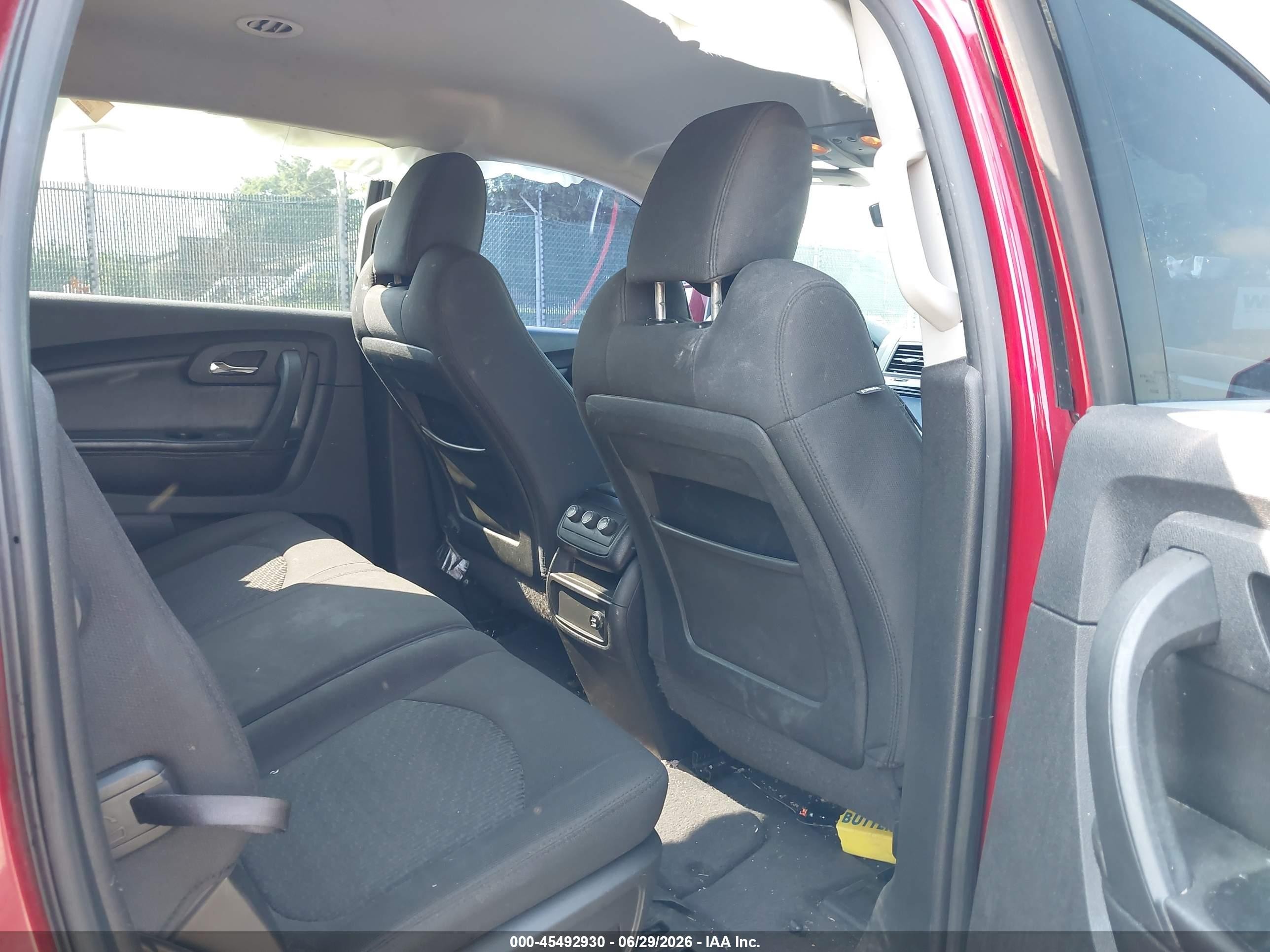 2012 Chevrolet Traverse Lt W/1lt Red vin: 1GNKVGED5CJ203079