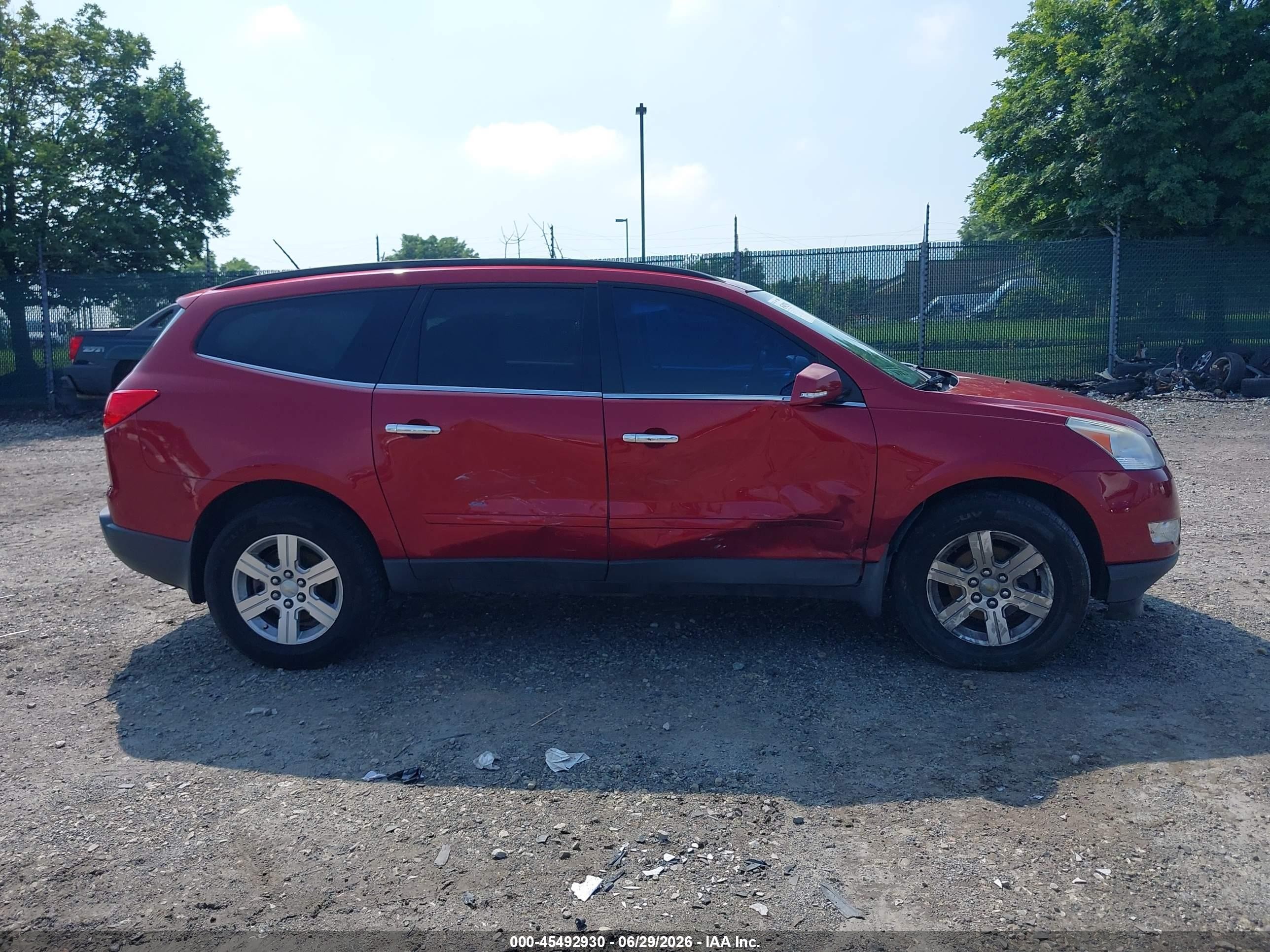 2012 Chevrolet Traverse Lt W/1lt Red vin: 1GNKVGED5CJ203079