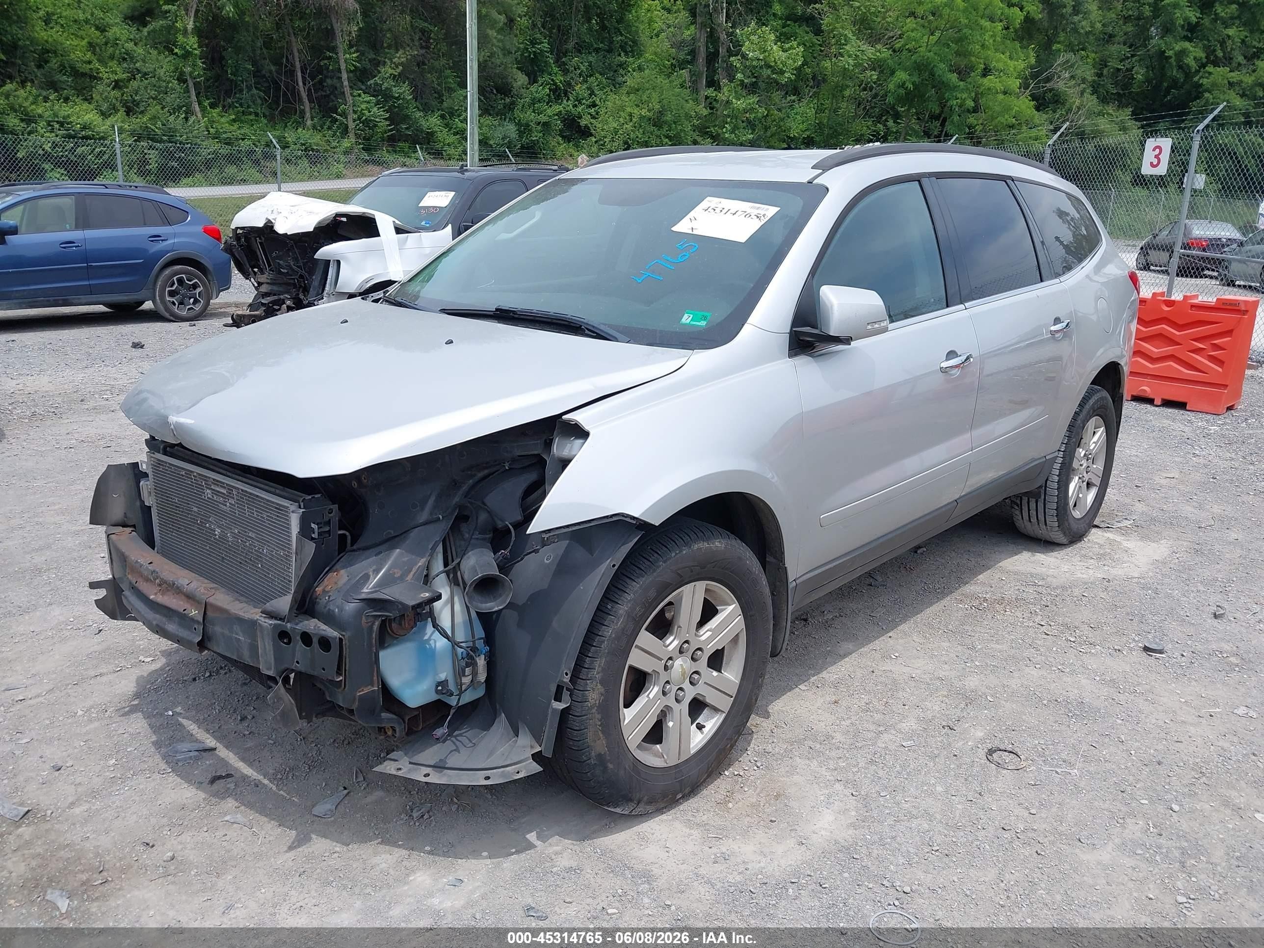 2012 Chevrolet Traverse 1lt Silver vin: 1GNKVGED7CJ130555