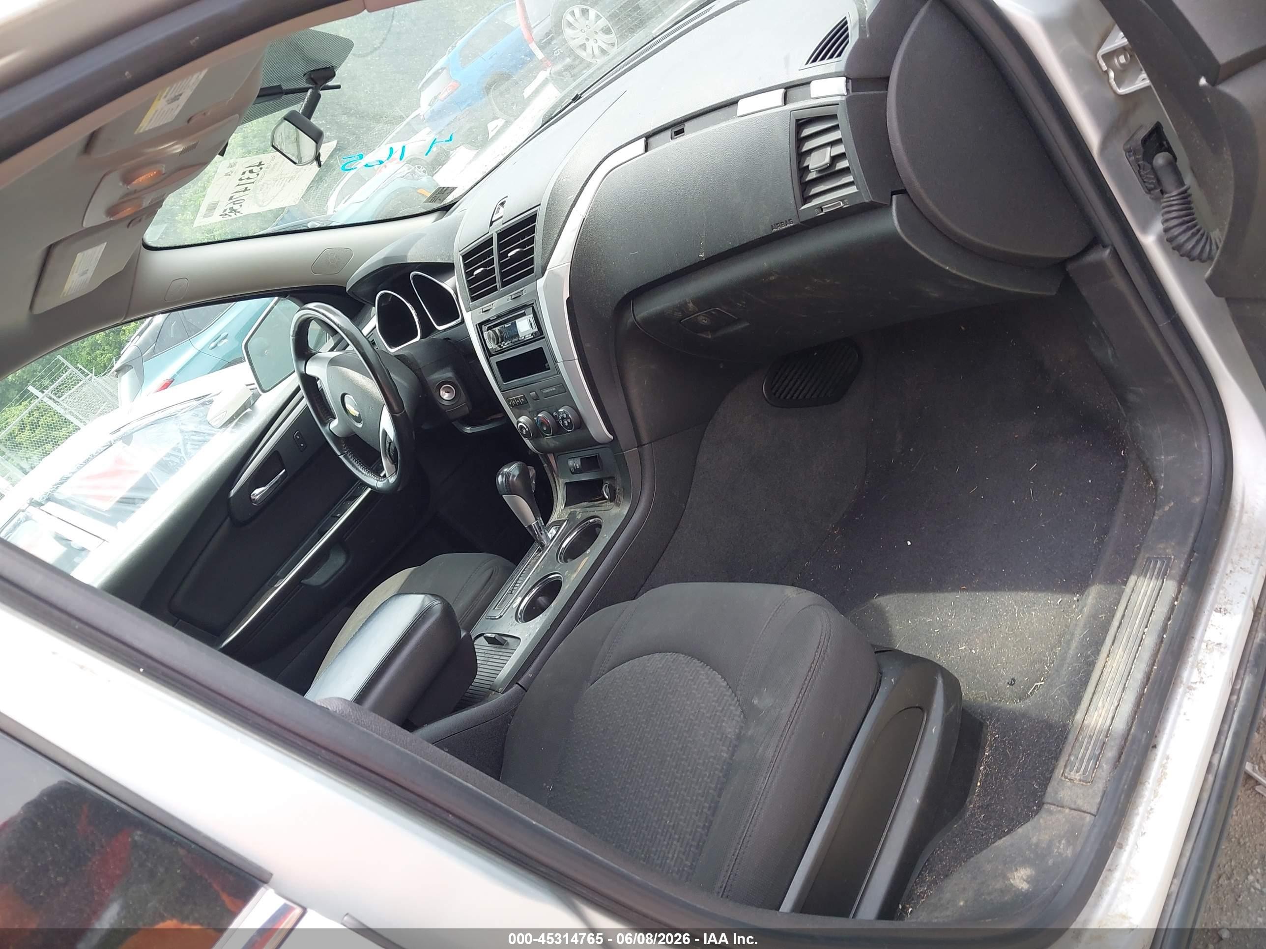 2012 Chevrolet Traverse 1lt Silver vin: 1GNKVGED7CJ130555